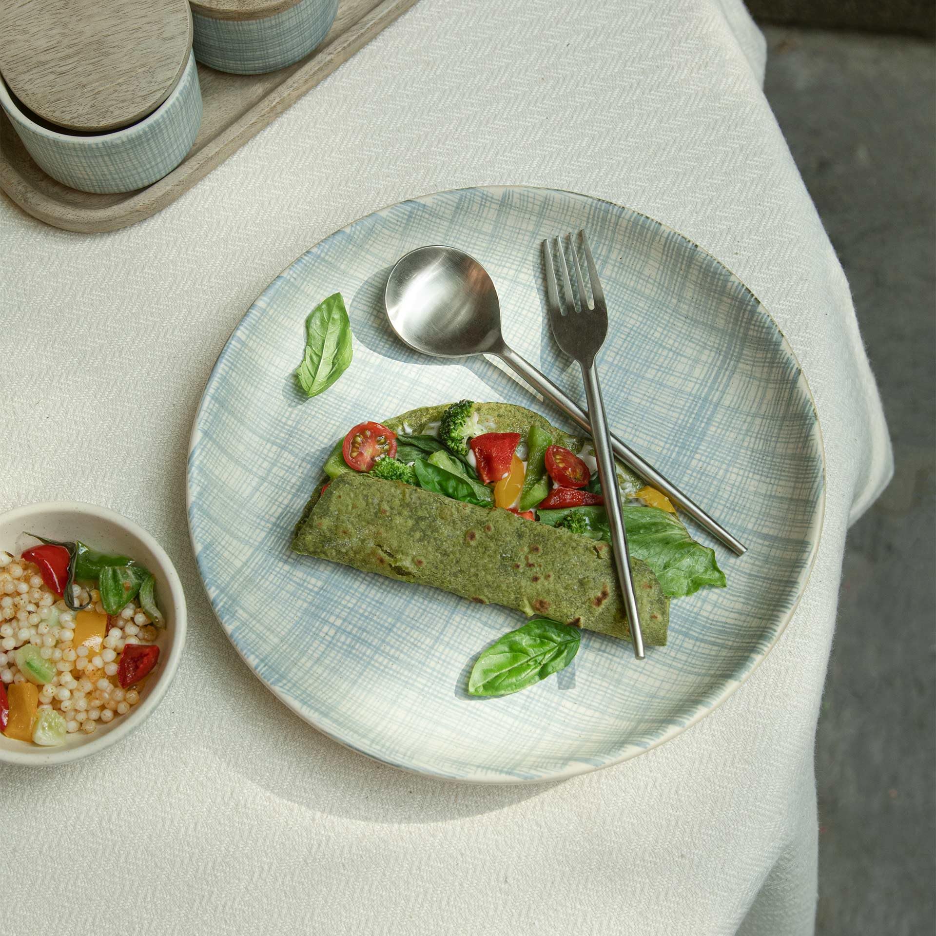 Ellementry Saan Ceramic Dinner Plate