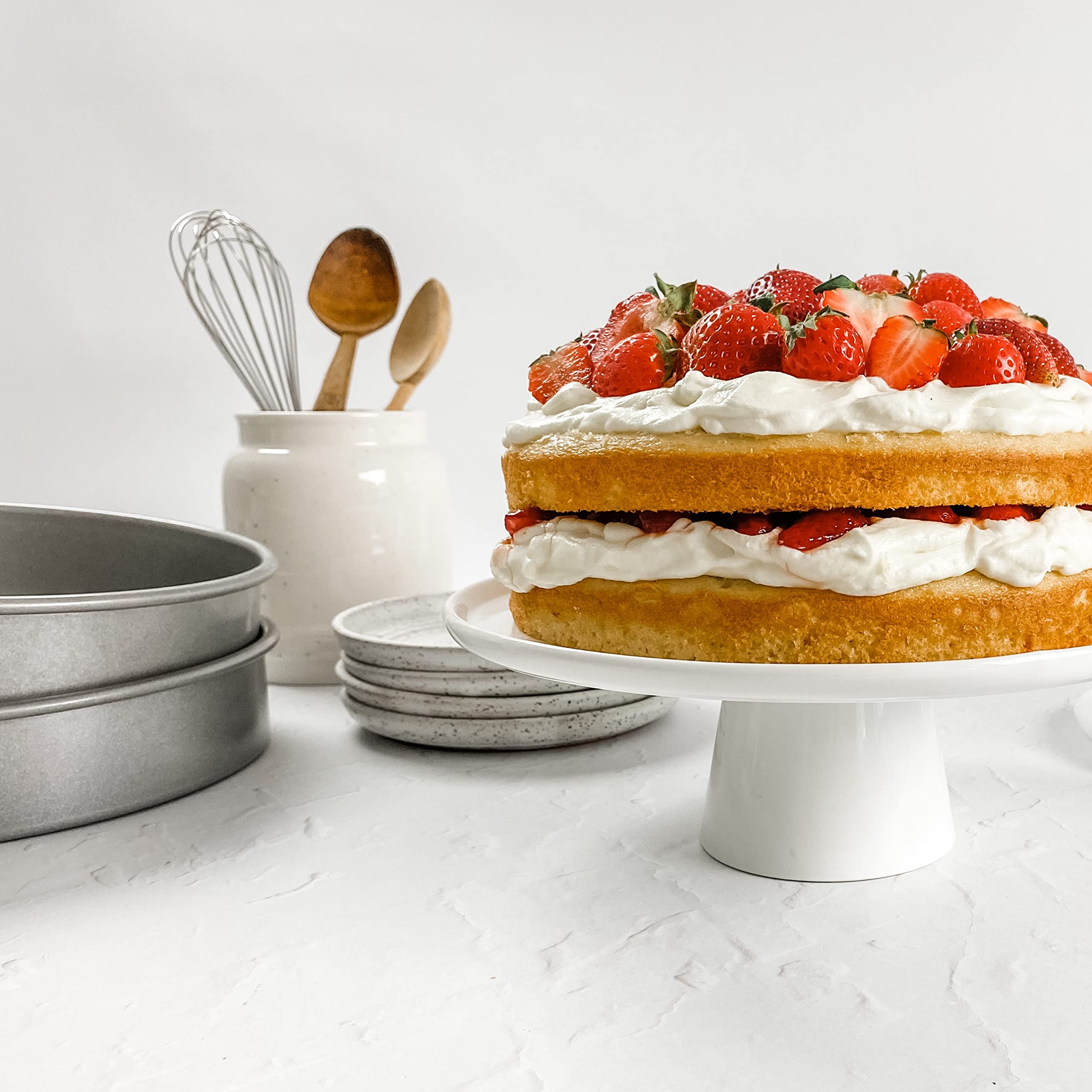 Usa Pan Nonstick Round Cake Pan, 12-Inch