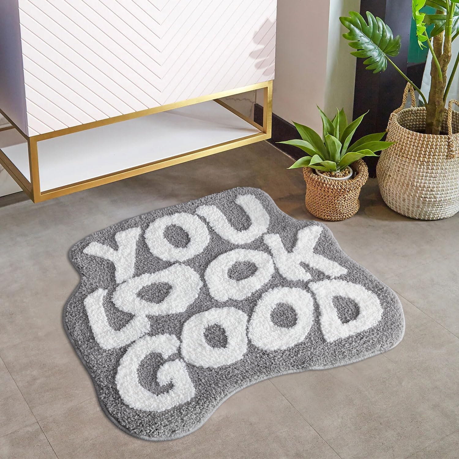 Urtlmaji You Look Good Bath Mat Grey Funny Bathroom Rugs Cute Cool Bath Rugs Non Slip Microfiber Plush Absorbent Washable Preppy