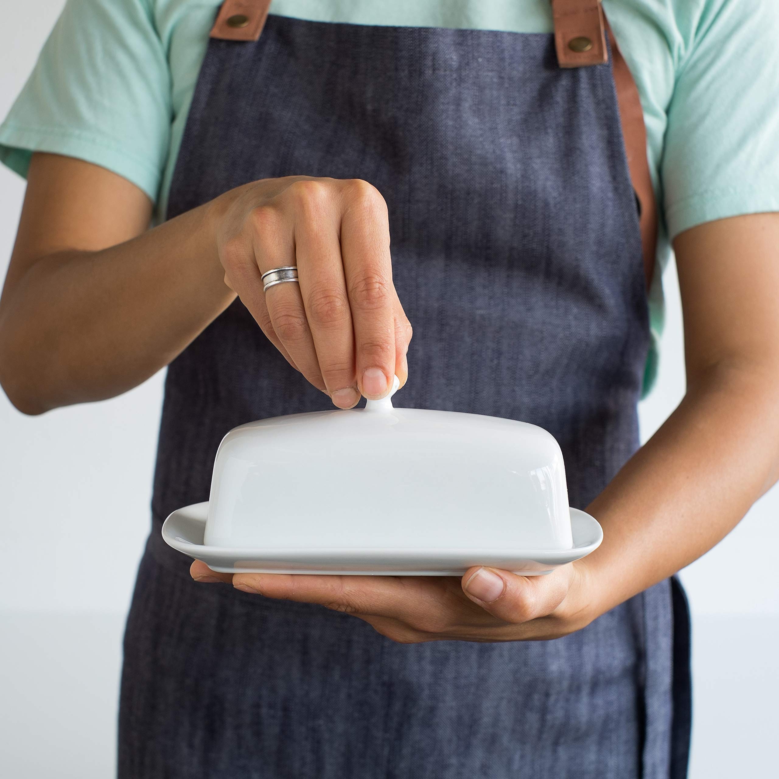 Now Designs Stoneware Rectangle Butter Dish With Lid, White 4.5 X 8 In