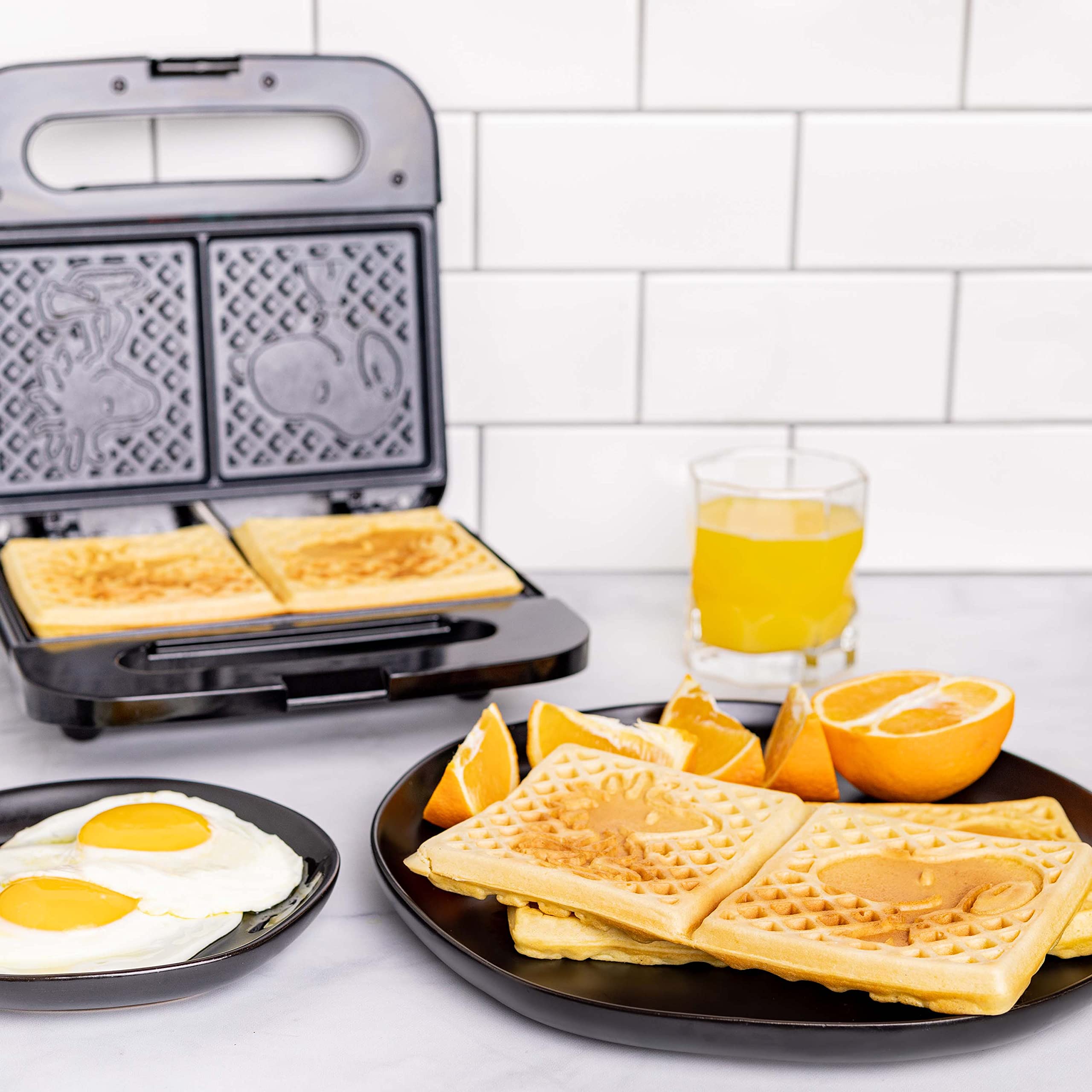Uncanny Brands Peanuts Waffle Maker - Make Snoop And Woodstock Waffles - Kitchen Appliance