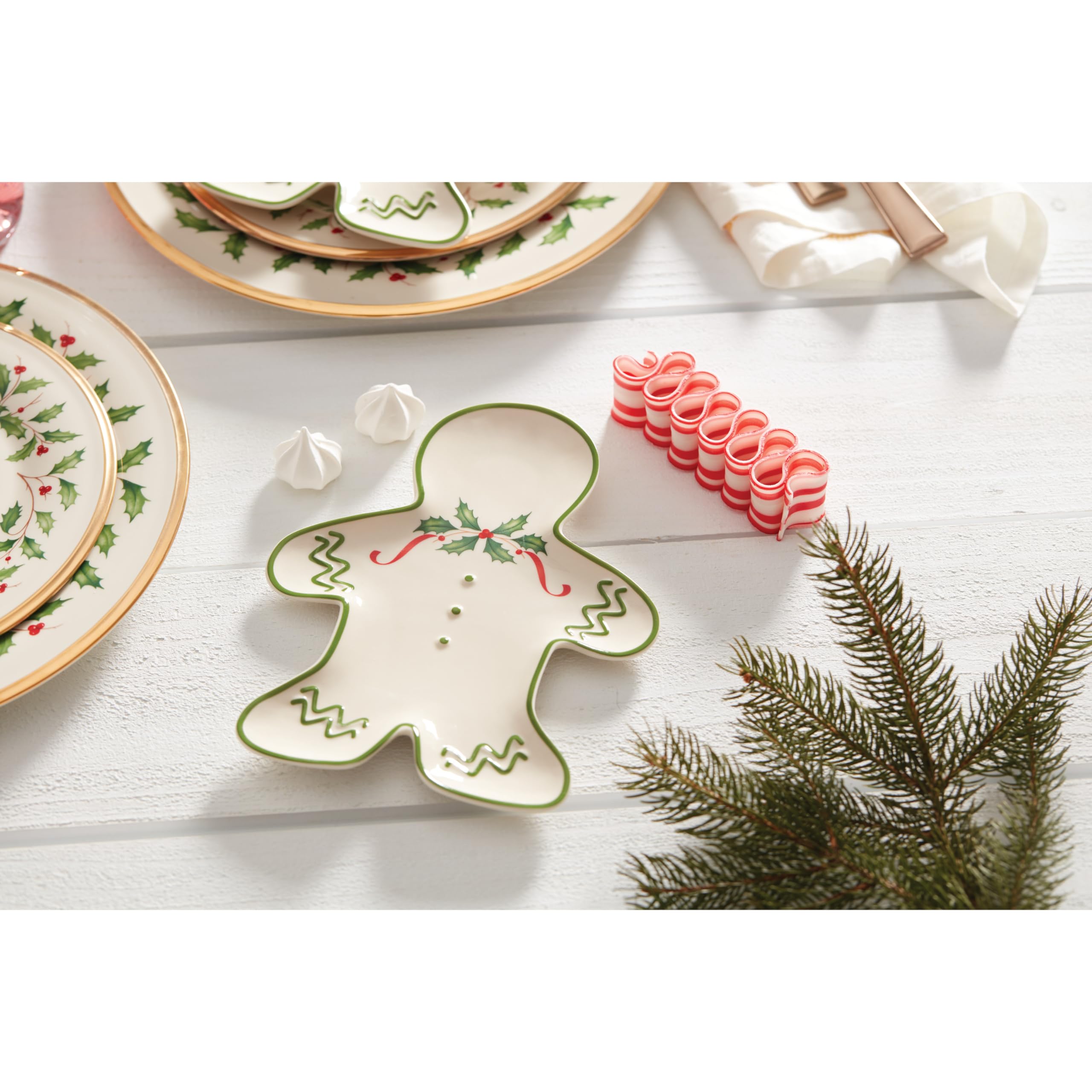 Lenox Holiday Gingerbread Man Accent Plate, 0.70 Lb, Red & Green