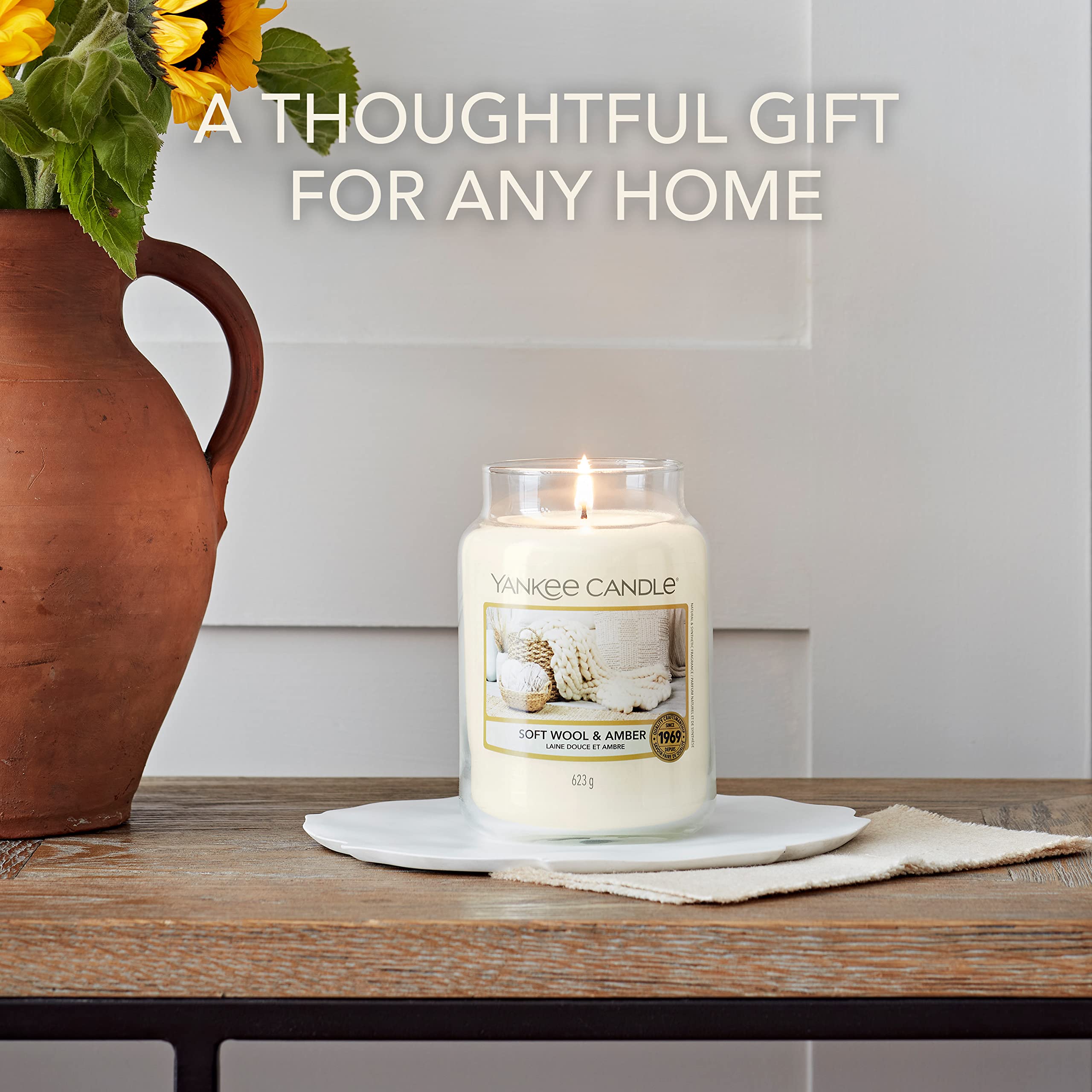 Yankee Candle Scented | Soft Wool & Amber Large Jar | Burn Time: up to 150 Hours | Perfect Gifts for Women, 1720939E