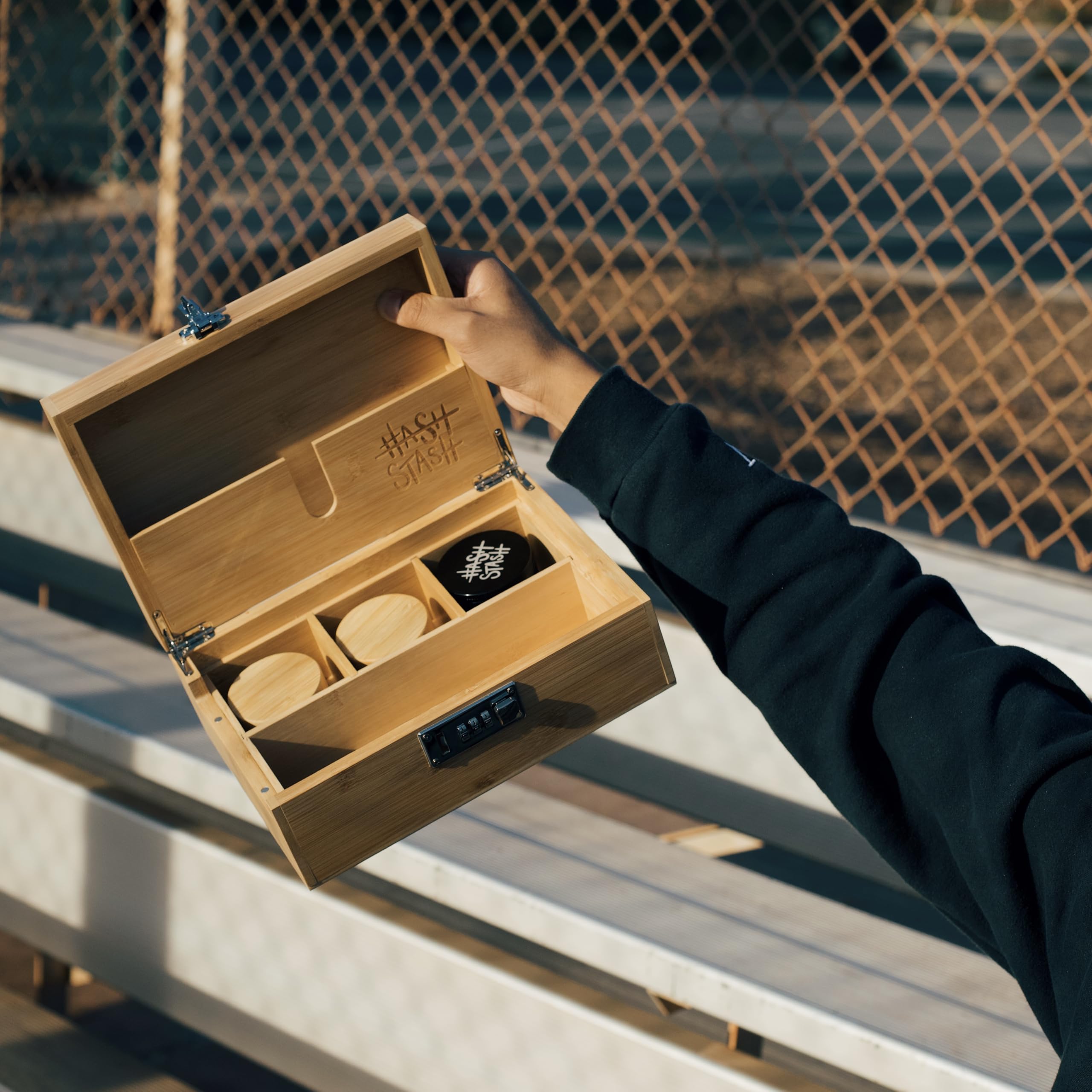 Hashstash - The Og Storage Box (Brown/Silver)