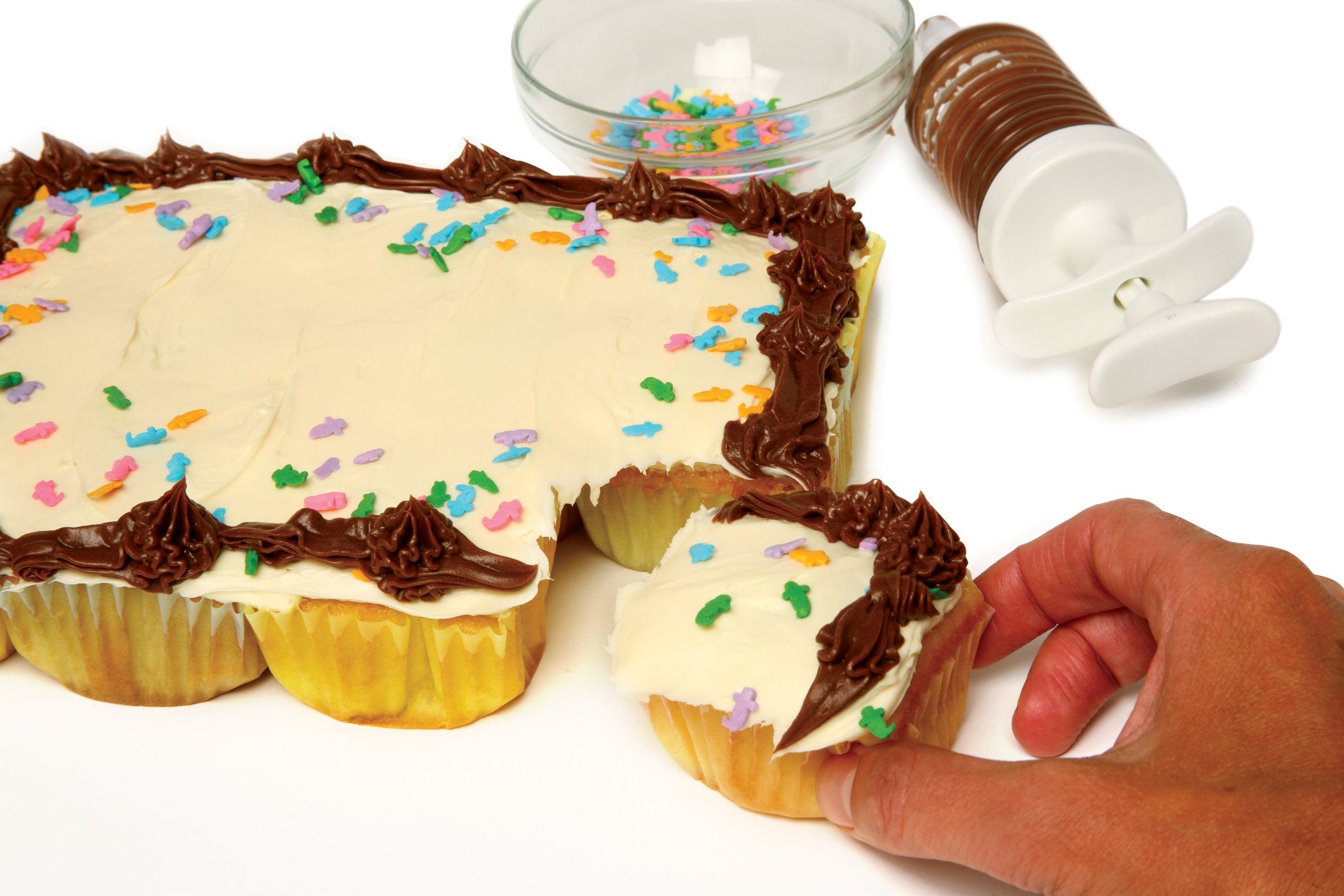 Norpro Nonstick 12-Cavity Linking Brownie Muffin Cupcake Cake Pan, Squares