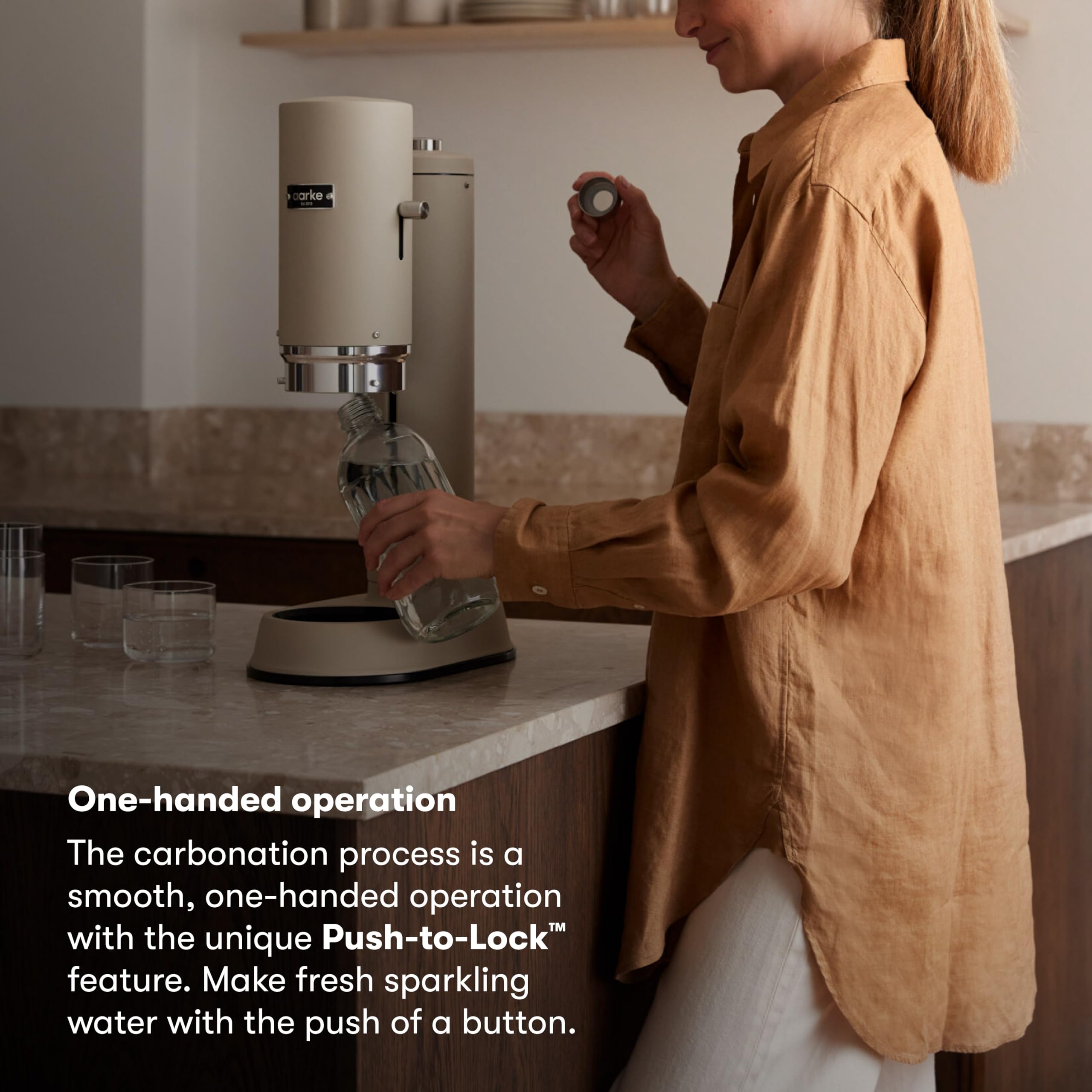 Aarke Carbonator Pro, Sparkling & Carbonation Water Machine, Stainless Steel With Glass Reusable Bottle Volume 800 Ml (Sand)