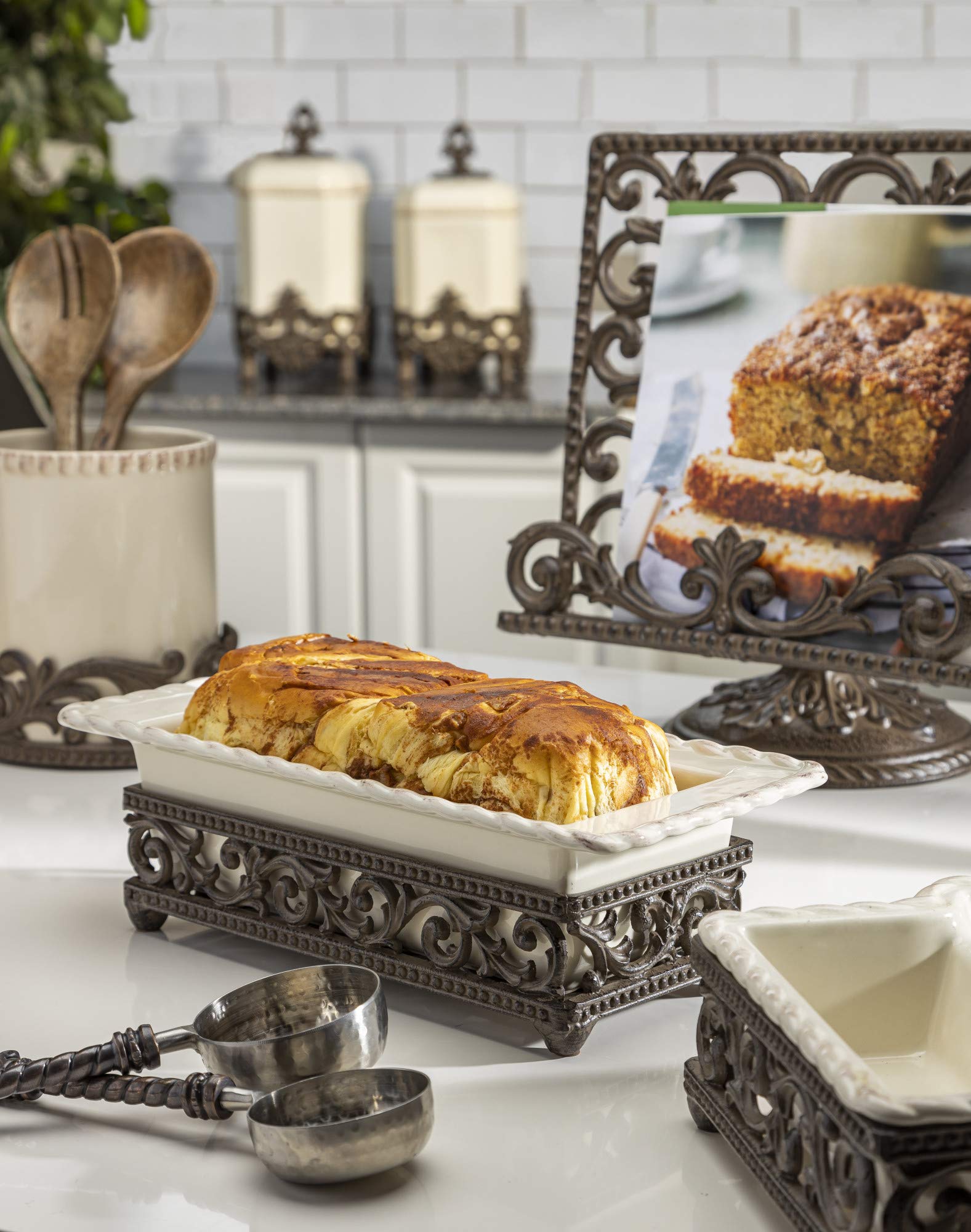 Gg Stonewr Loaf Dish/Metal Base Other Decor, 12.75Inl X 6Inw X 3.75Inh, Cream
