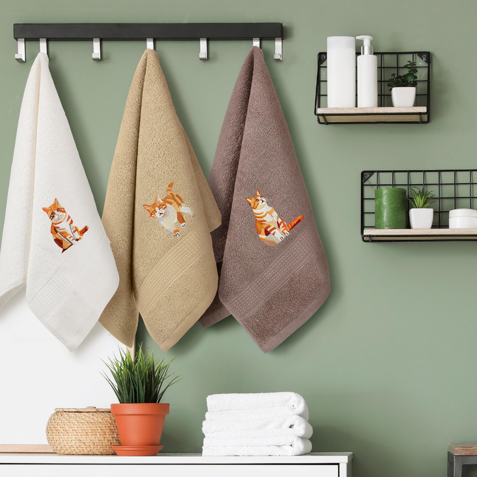 Hillsuren 3 Pcs Orange Cat Hand Towels Bathroom Sets Decor Cute Orange Cat Lover Gifts Funny Decorative Farmhouse 100% Cotton Em
