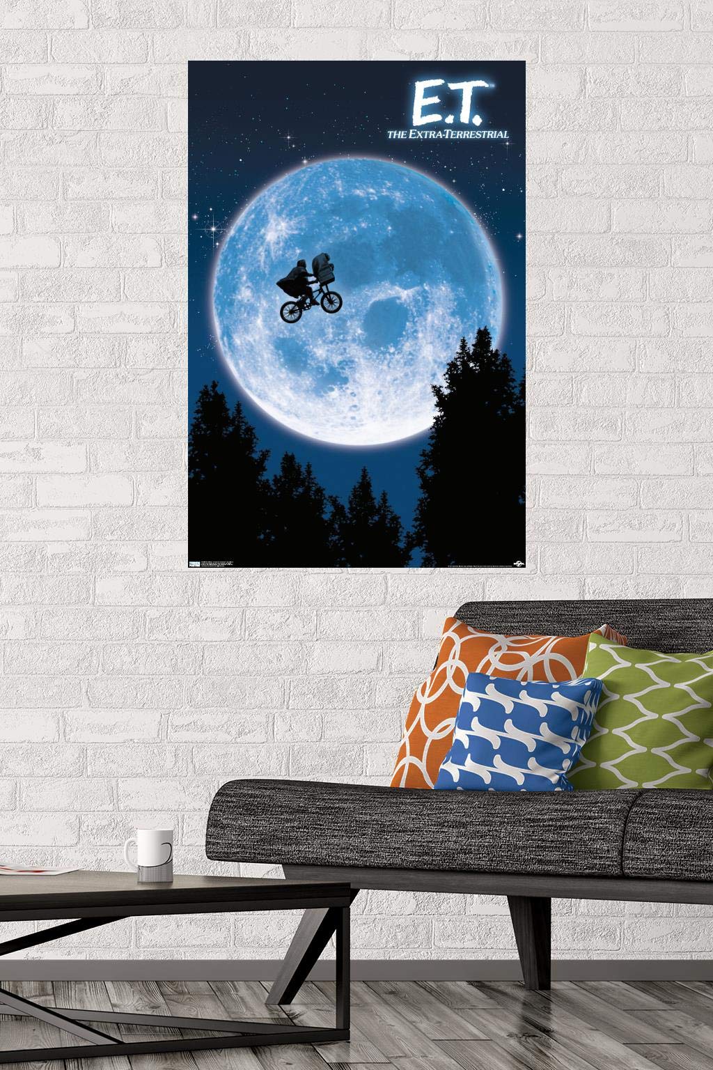 Trends International 24X36 E.T. The Extra-Terrestrial-One Sheet Wall Poster, 24'' X 36'', Unframed Version, Bedroom