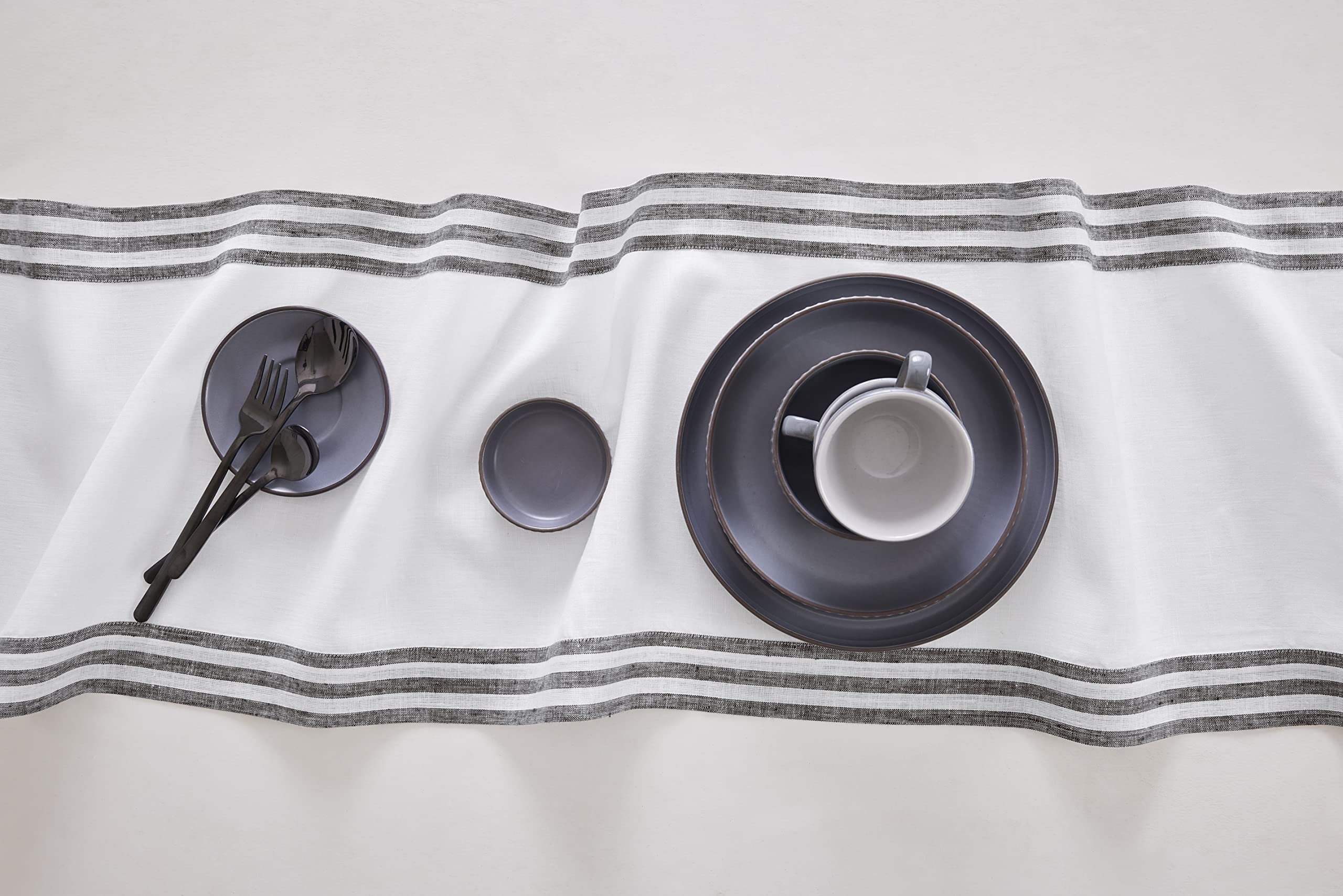 Solino Home Linen Table Runner 108 Inches Long - Mila, 100% Pure Linen Black Table Runner 14 X 108 Inch Ideal For Wedding, Parti
