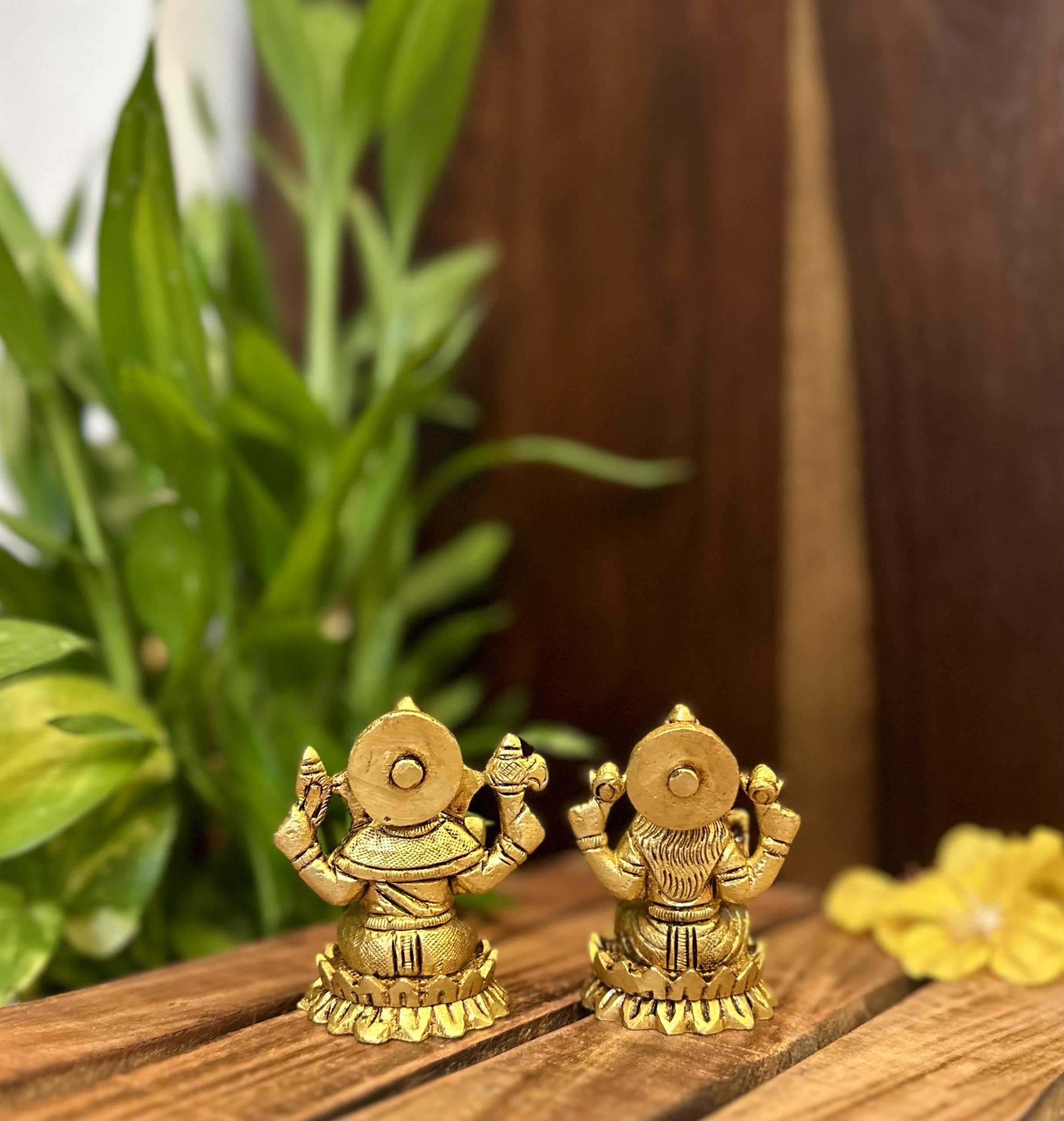 Laya 100% Pure Brass Laxmi Ganesh Idol | Small Lakshmi Ganesha Brass Idol For Home Decor, Pooja, Gifting & Car Dashboard | Laxmi