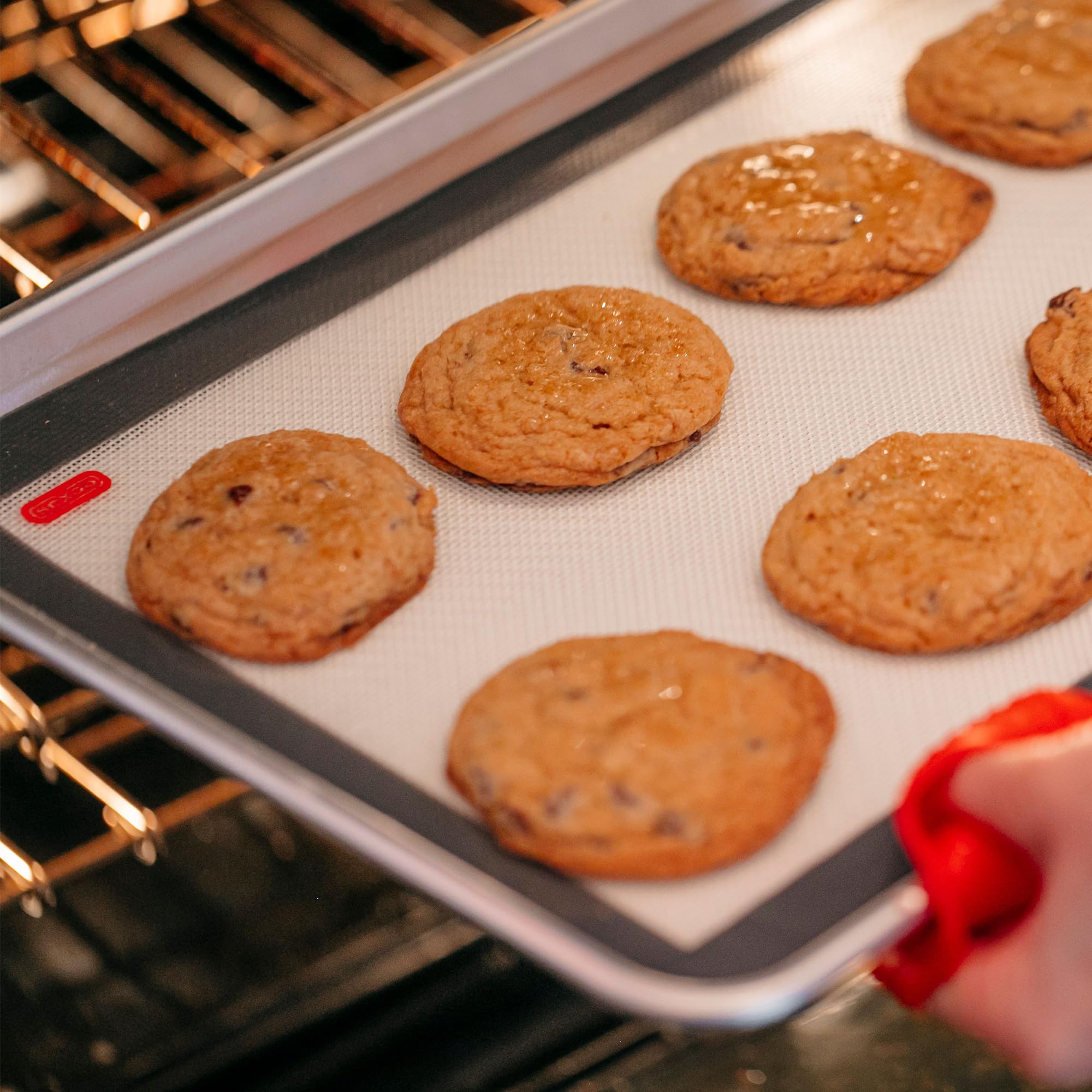Dexas Silicone, Non-Stick, Food Safe Baking Mats 3 Pack, Clear W/Grey Edge. Includes Storage Bands. 3 Mat Sizes: 16.5''X11.5''14