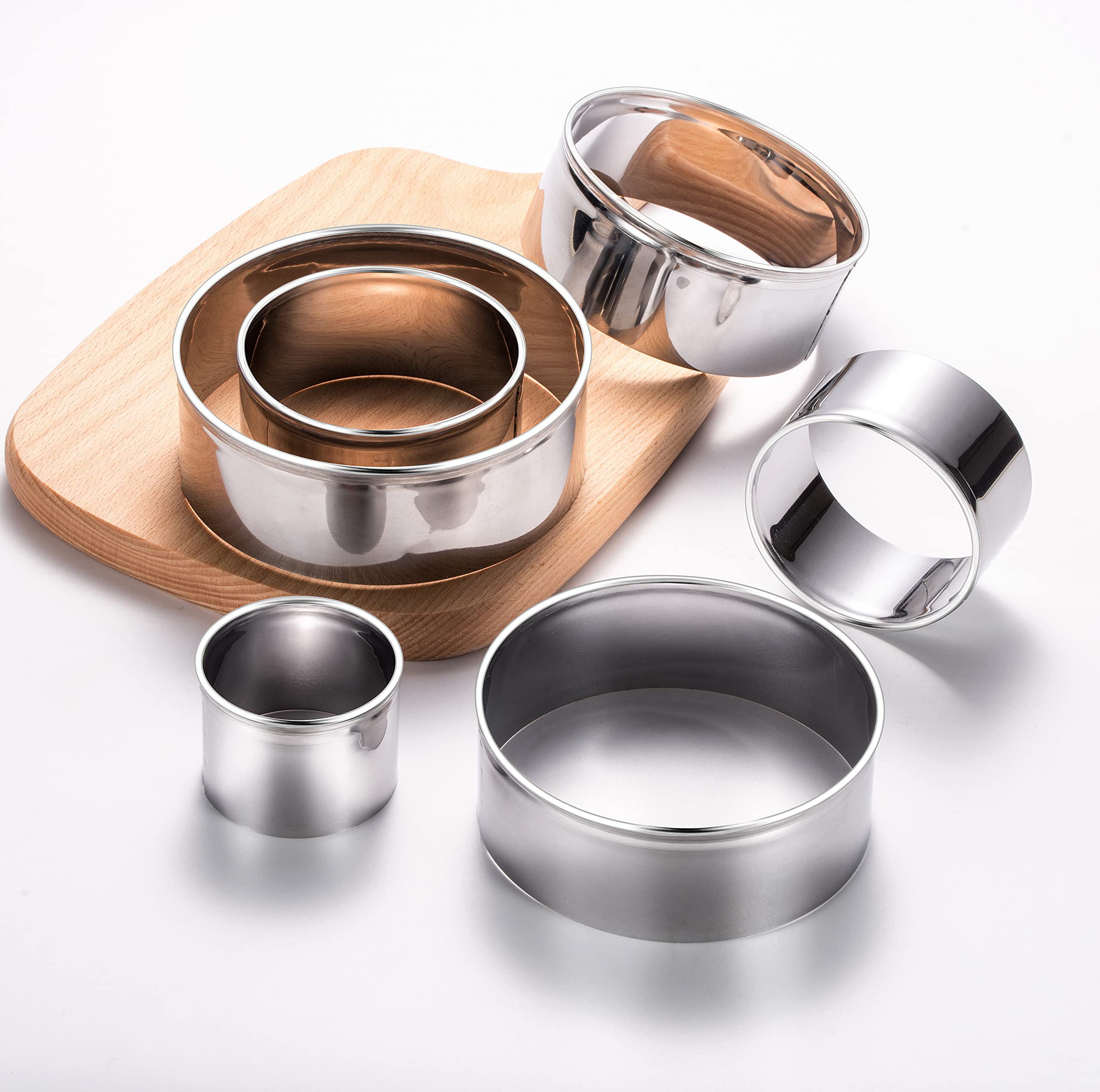 6 Pieces Round Cookie Cutters Set Circle Pastry Biscuit Cutters Stainless Steel Dumpling Cutters Cake Pastry Donut Cutters Molds