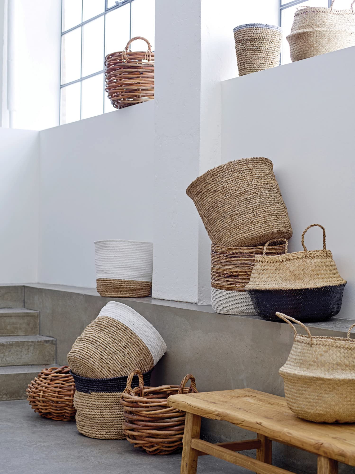 Bloomingville Handwoven Seagrass Folding Basket, 19.5 Inch, Natural & Black, Model A90400000