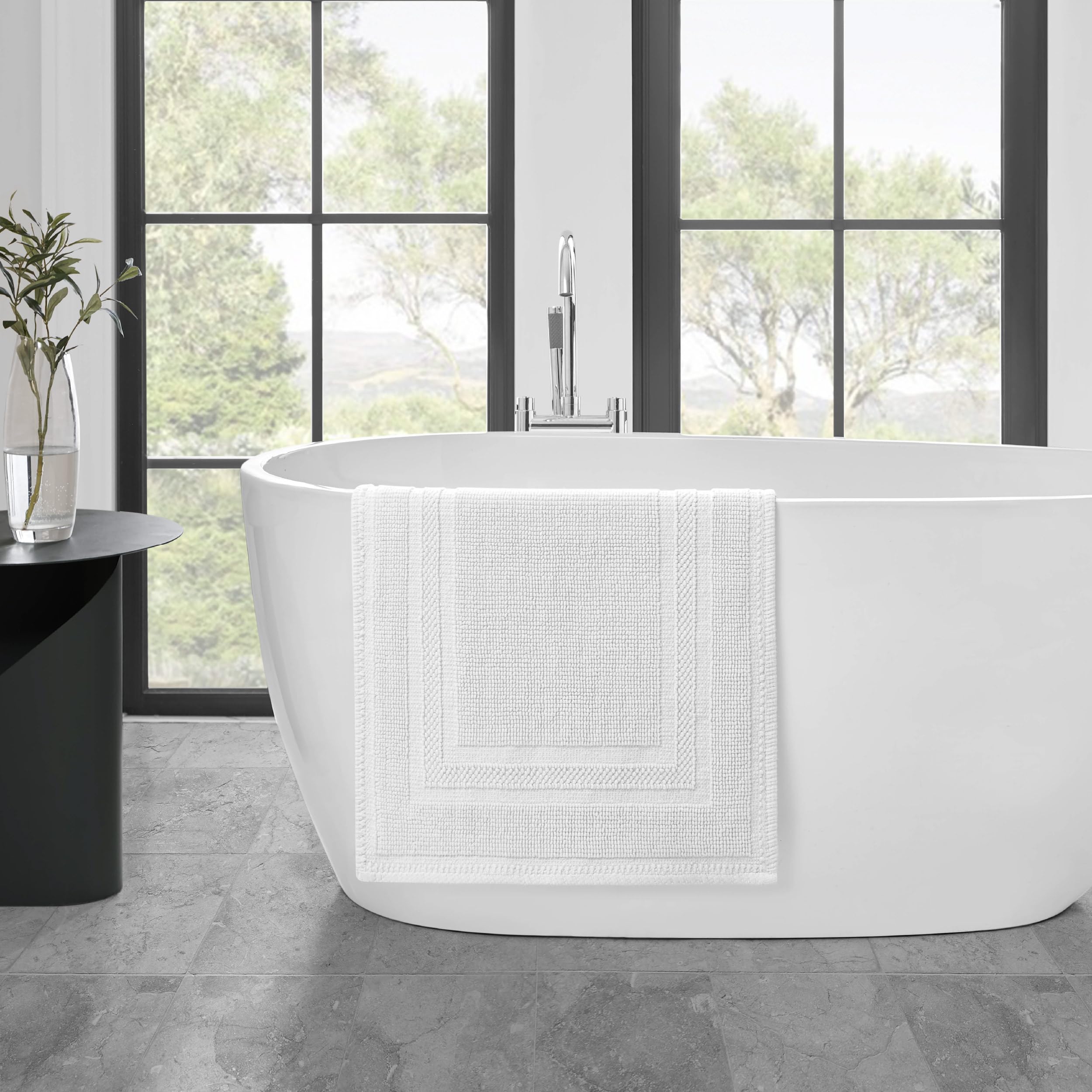 Jean Pierre - Stonewash Racetrack Bath Rug  Cotton  Premium Bathroom D?or  Machine Washable  Highly Absorbent  Measures 21?x 34? White