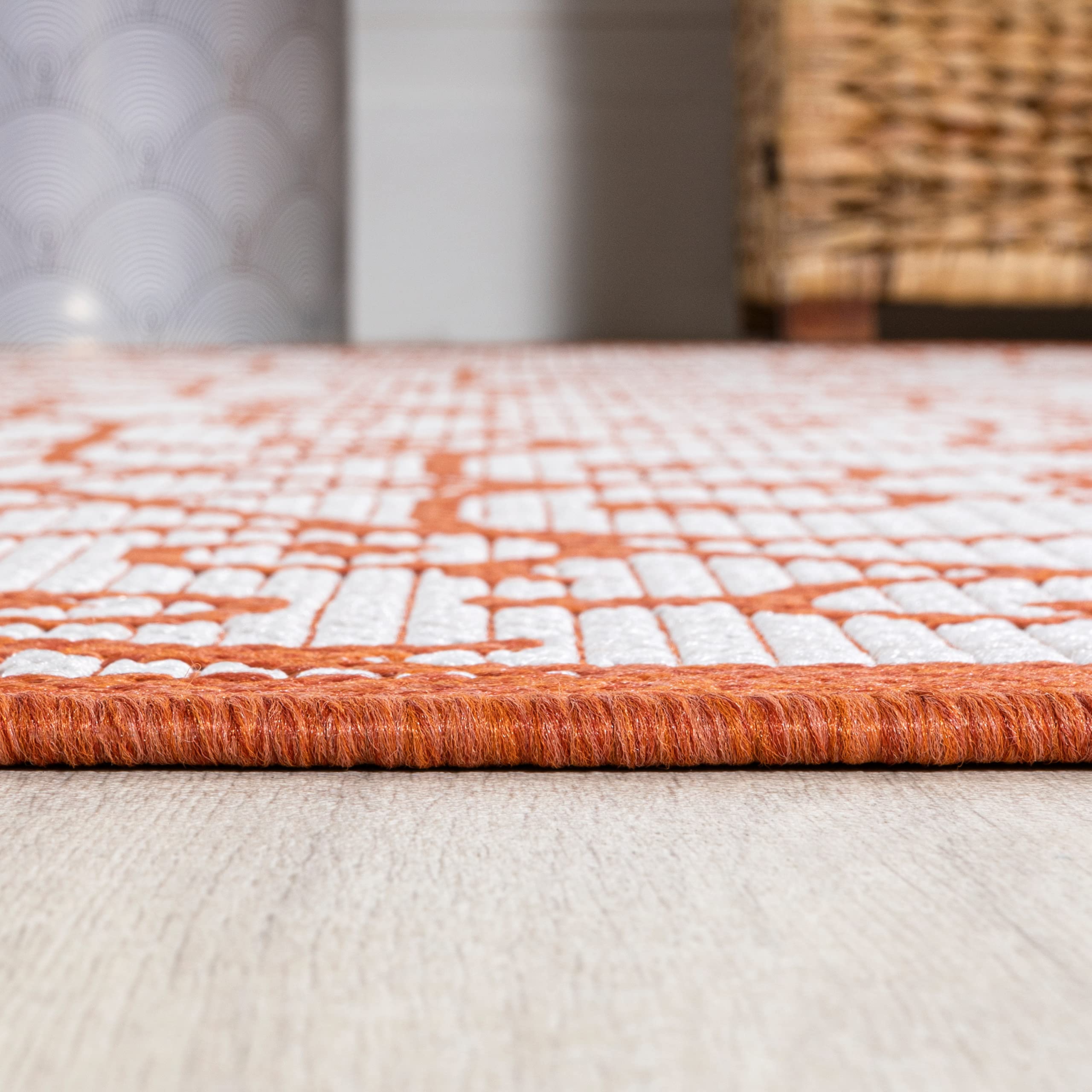 Jonathan Y Smb107L-28 Madrid Vintage Filigree Textured Weave Indoor Outdoor Area Rug, Classic Traditional Transitional Easy Clea