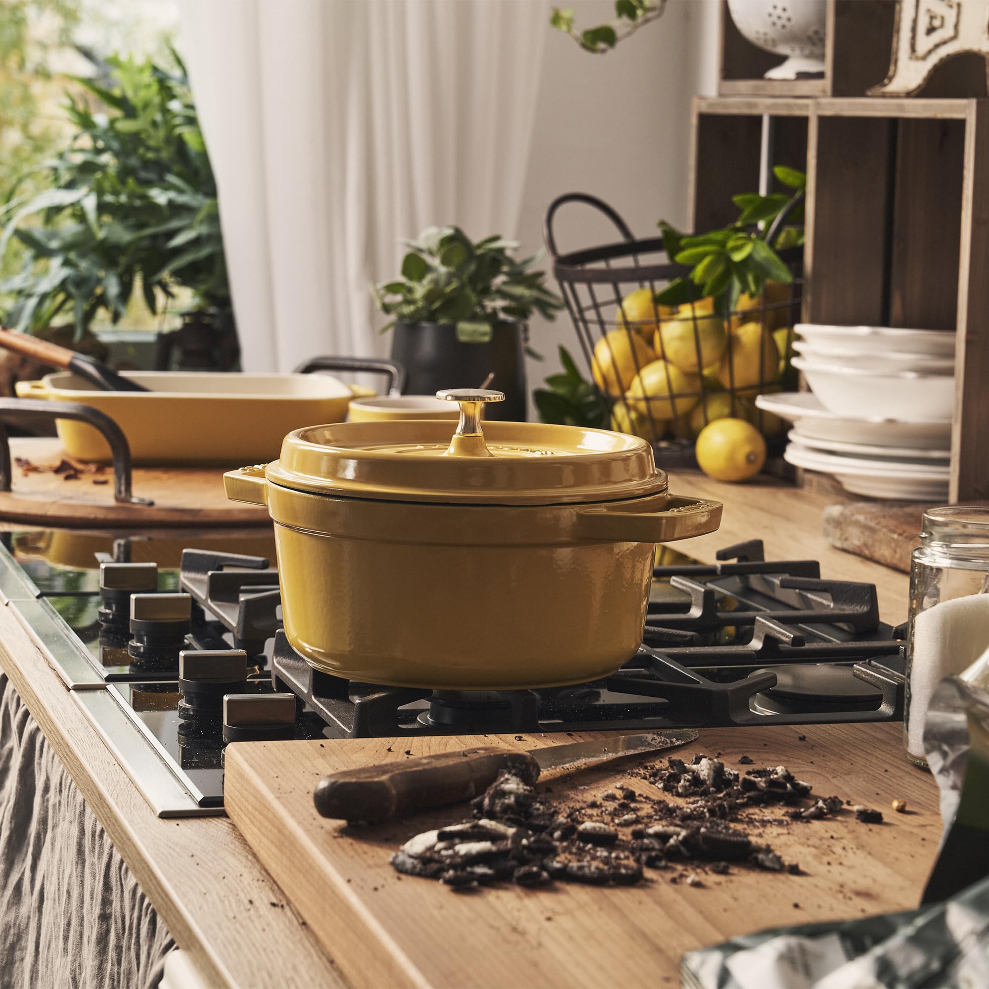 Staub Cast Iron 4-Qt Round Dutch Oven - Citron