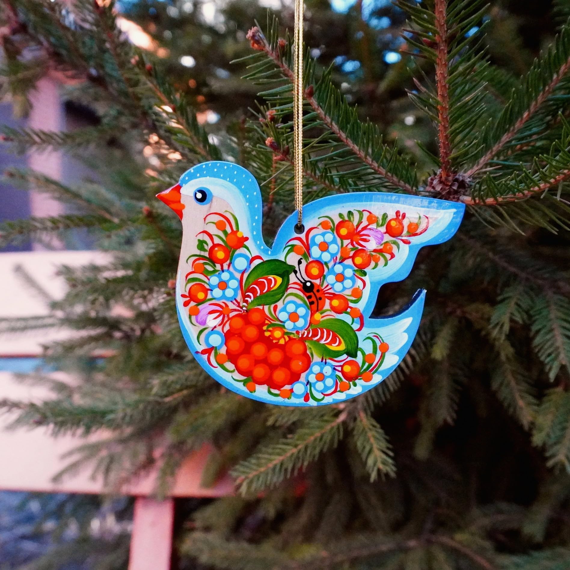 Christmas Ornament Pigeon Bird made of Wood 2,8 x 3,5 x 0,2 inch, Hand-painted on Both Sides in Ukraine in the Petrykivka Tradit
