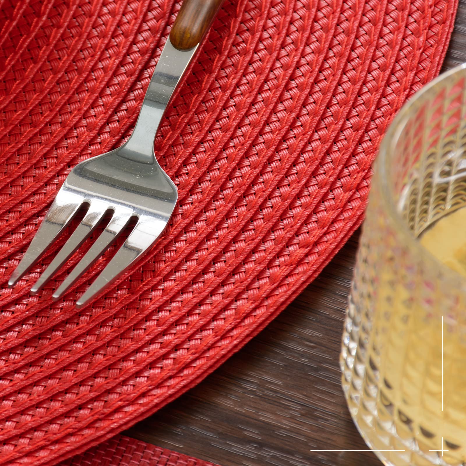 Funwheat Round Braided Placemats Set Of 6 Table Mats For Dining Tables Woven Washable Non-Slip Place Mats 15 Inch (Red, 6Pcs)