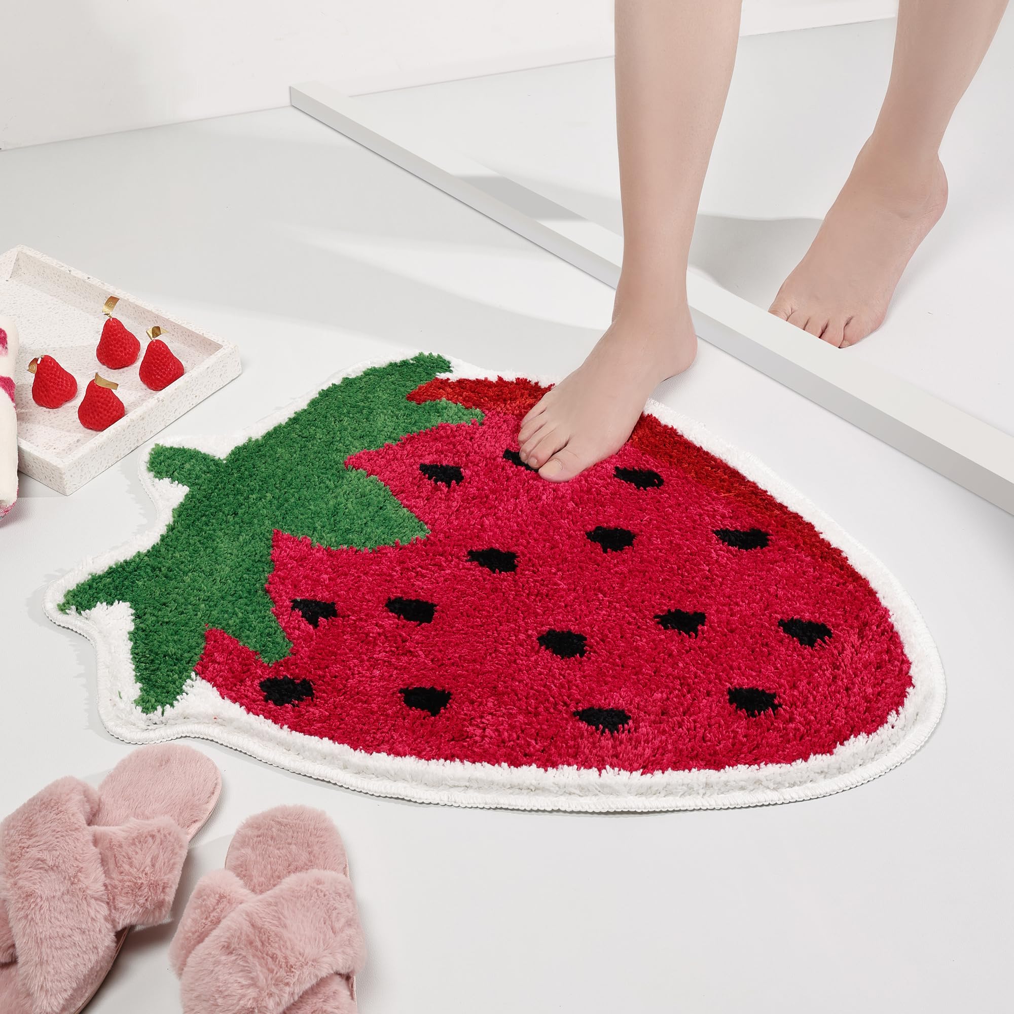 FROZZUR Strawberry Bathroom Rugs  Luxury Absorbent Non Slip Red Bathroom Mats  Fruit Shaped Bathtub Rug Bathroom Tub Fun Plush Shower Rugs Washable