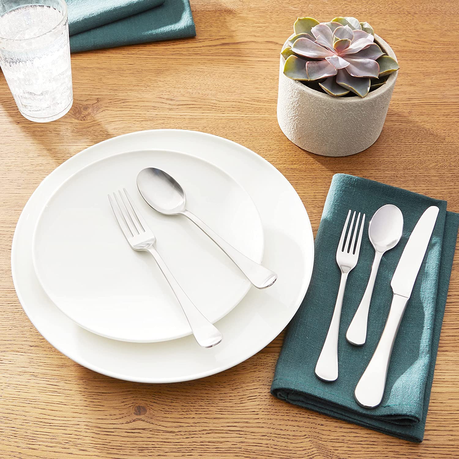 Ginkgo International Bergen 42-Piece Stainless Steel Flatware Place Setting, Service For 8 Plus 2-Piece Hostess Set