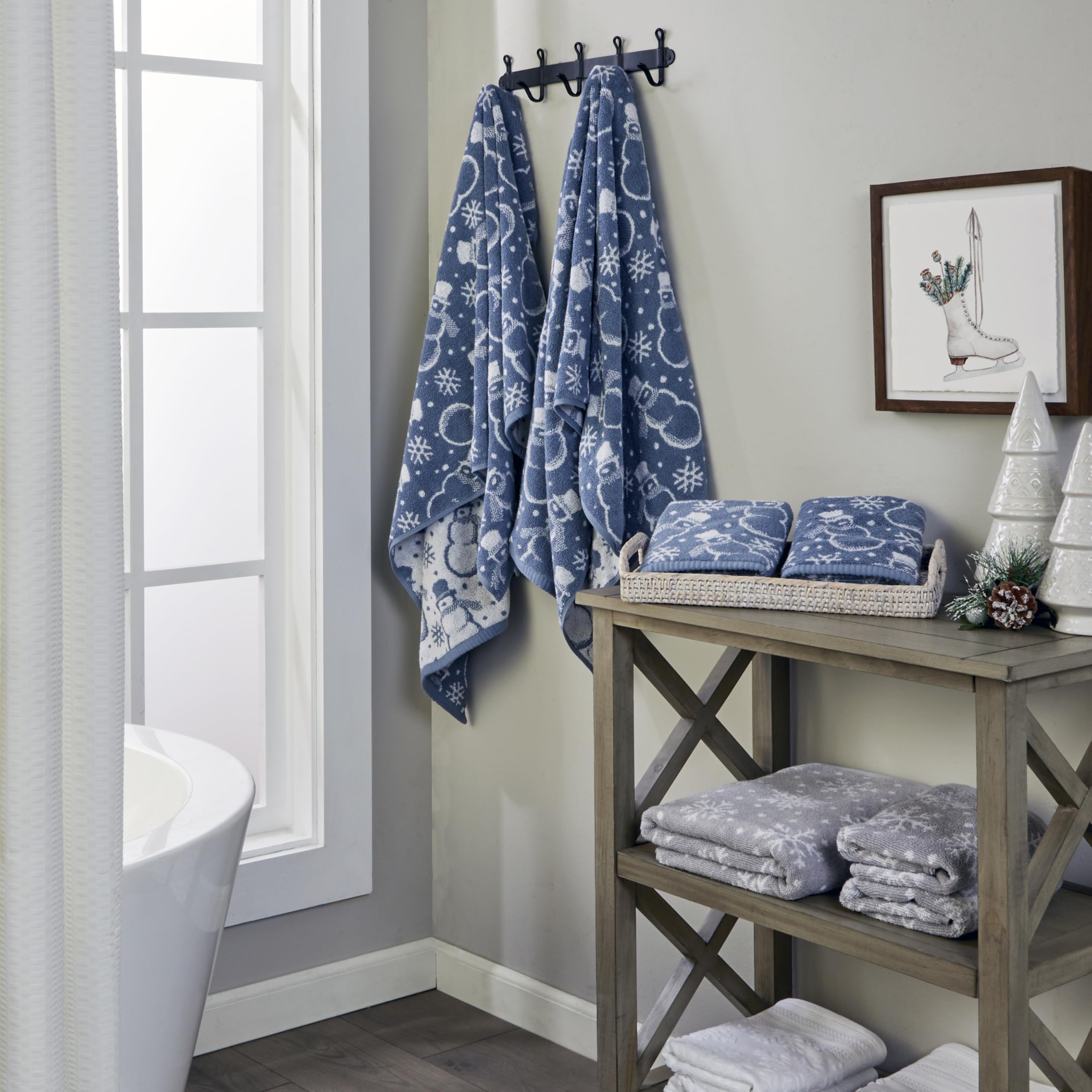 Skl Home Winter Top Hat Snowmen Bath Towel, Blue