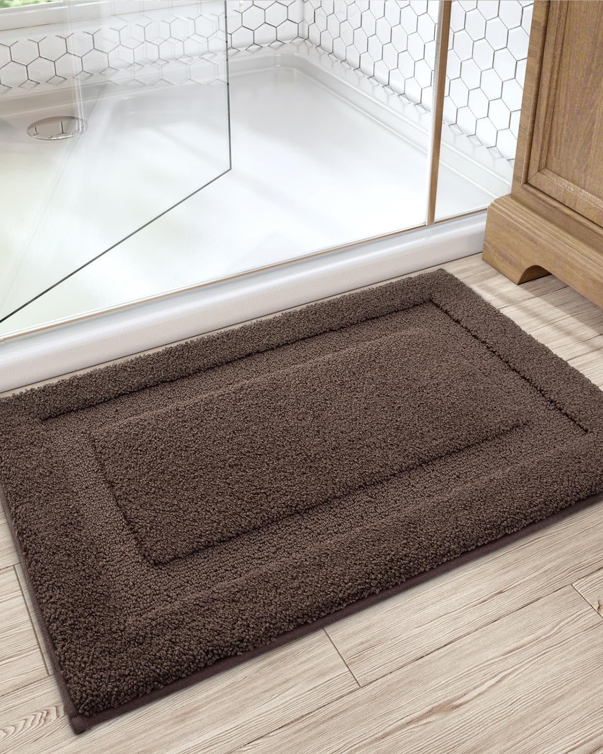 LUMI Bathroom Rugs, 17x30 Ultra Soft Bath Mats for Bathroom, Absorbent Bath Mat, Microfiber Washable Bath Rug, Non Slip Rubber B