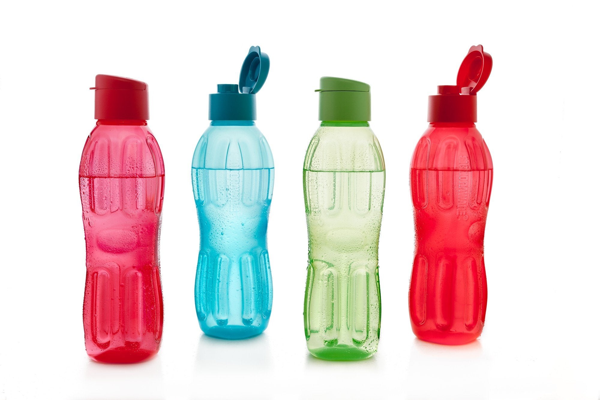 Signoraware Flip Top Aqua Bpa Free Plastic Bottle | Airtight & Leakproof | Easy To Open | Easily Fit Into Refrigerator | Ideal F