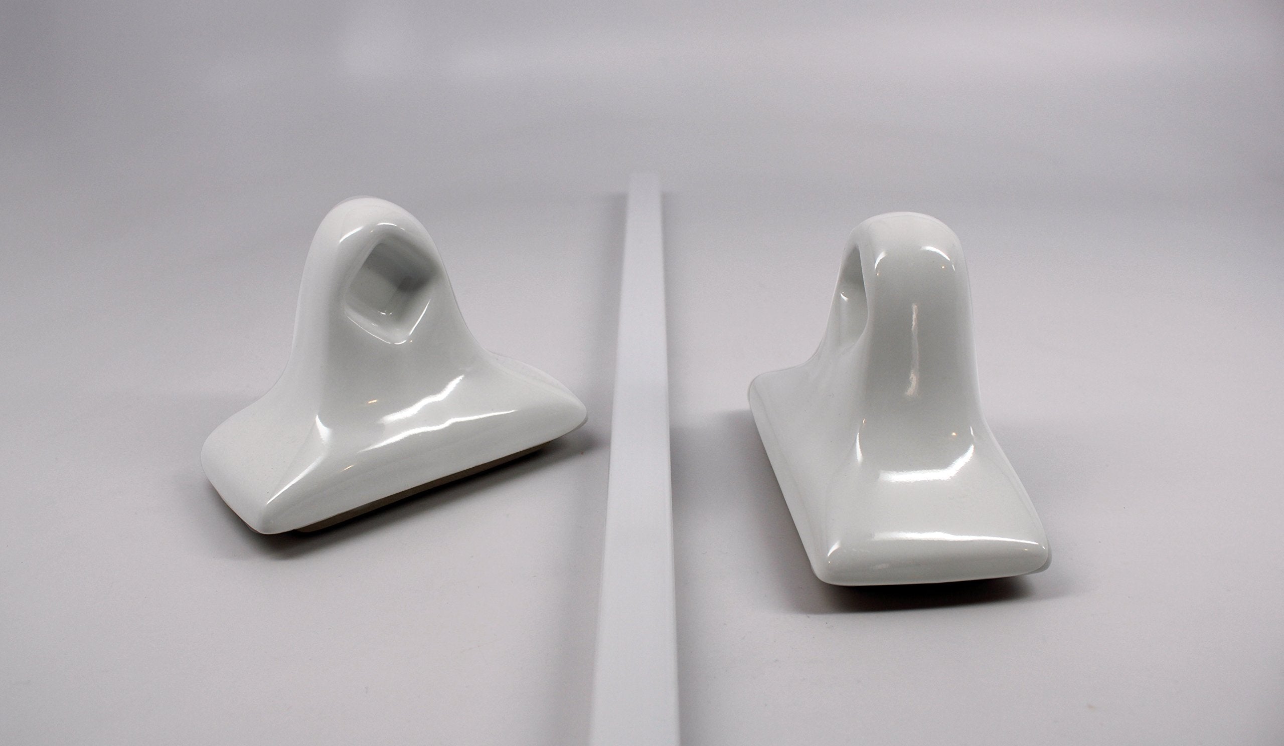 Bath Accessories 24'' White Ceramic Towel Bar - Not For Flat Surface Installation