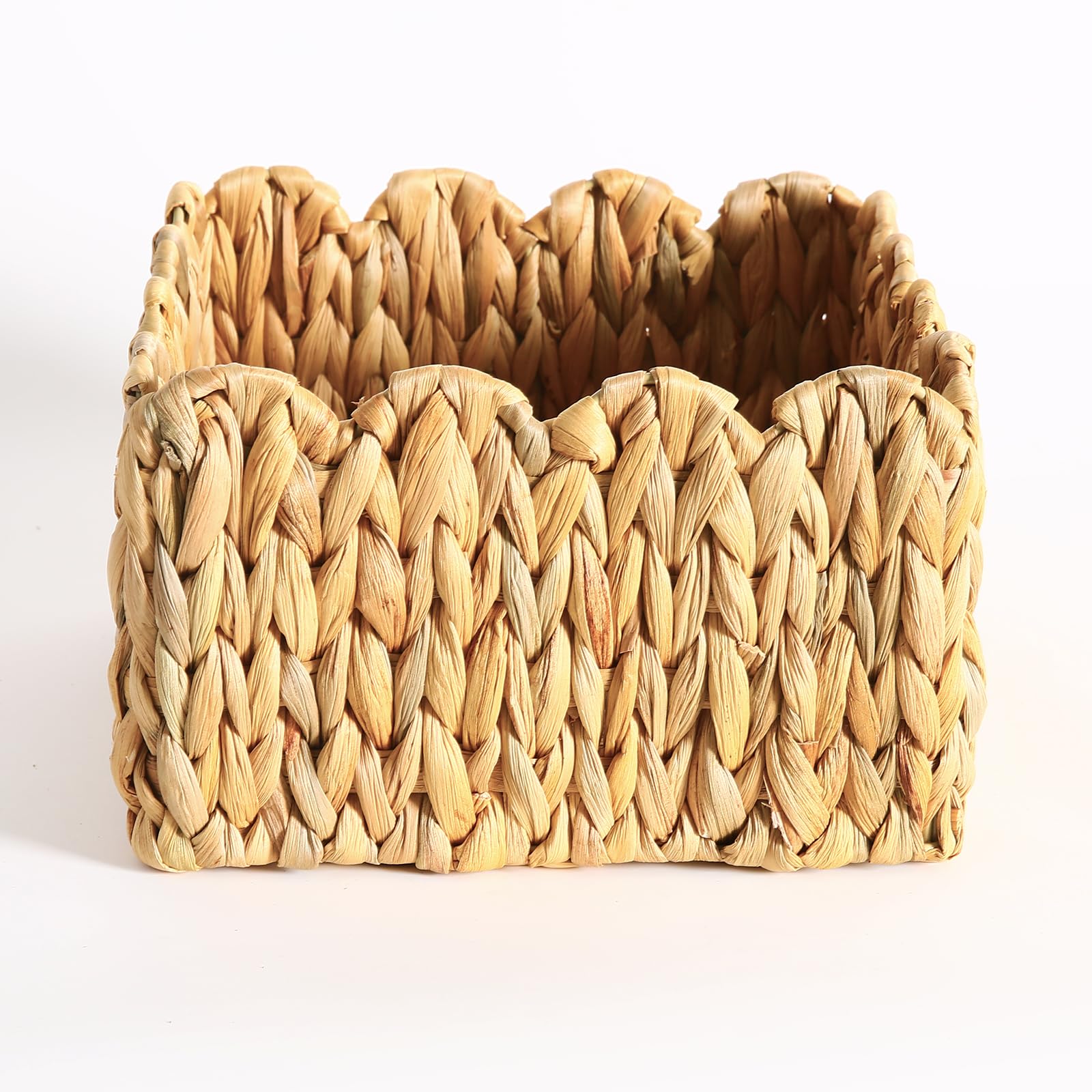 Scalloped Edge Basket, Wicker Storage Baskets, Hand Woven Baskets For Shelves,Natural Baskets For Organizing (Water Hyacinth(S-9