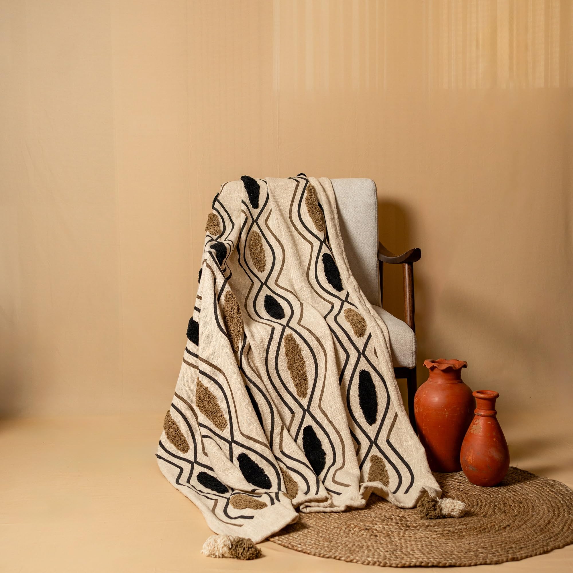 Sashaa World Chic Beige Black Patterned Cotton Throw With Natural Woven Base| Versatile Elegance For Every Space | Ideal For Liv