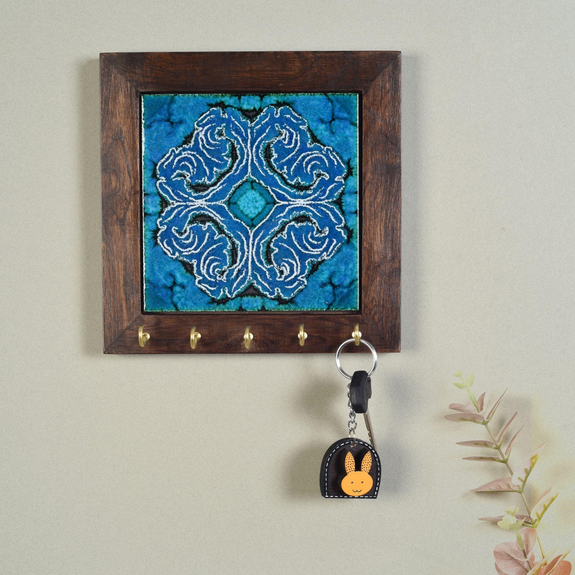 AAKRITI ART CREATIONS Key Holder, Blue Daisy Handcrafted Key Holder Panel | Rustic Ceramic & Wood Wall Organizer with 5 Hooks | 