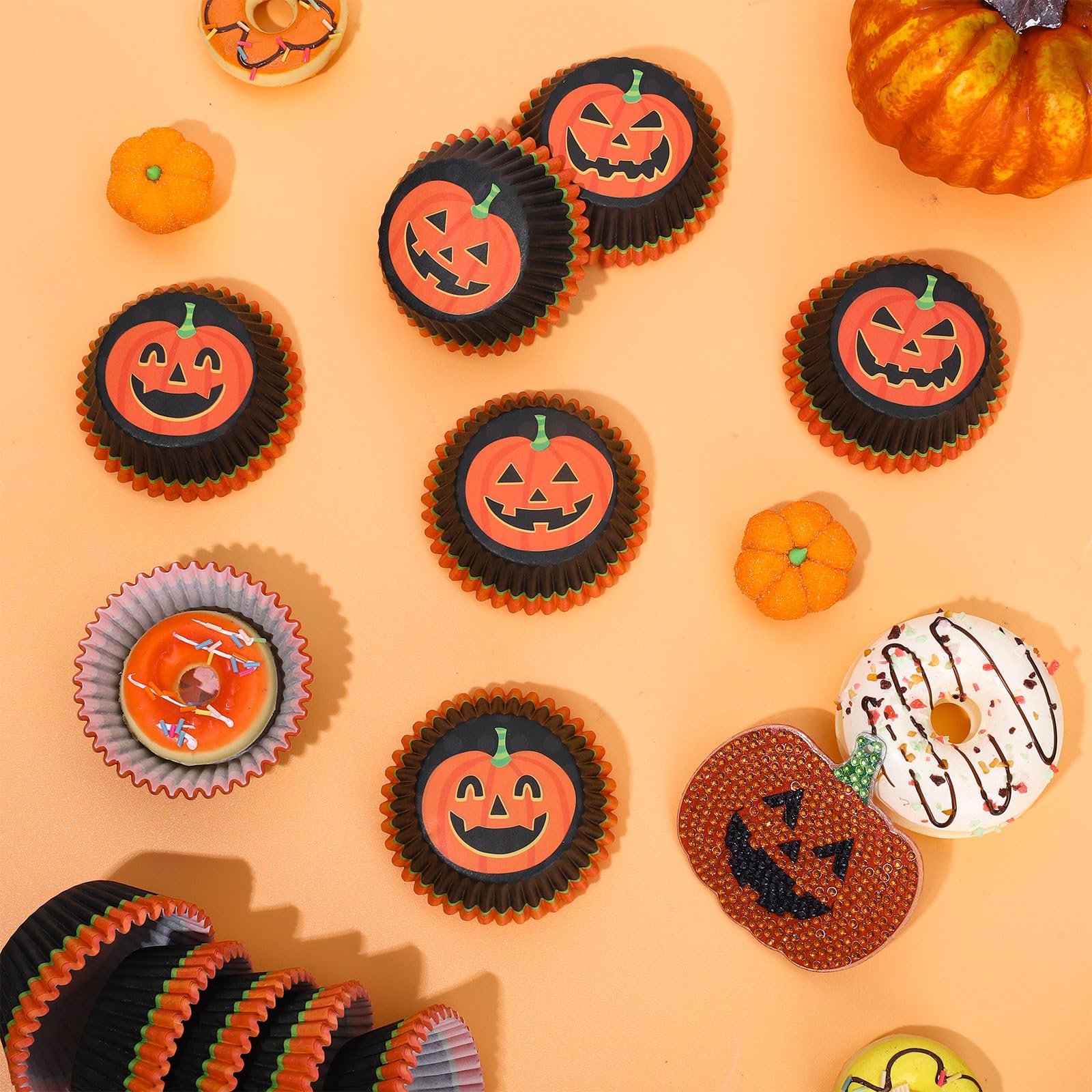 Whaline 600Pcs Halloween Cupcake Liners Pumpkin Face Pattern Cupcake Wrappers Baking Cups Holders Black Orange Muffin Baking Lin