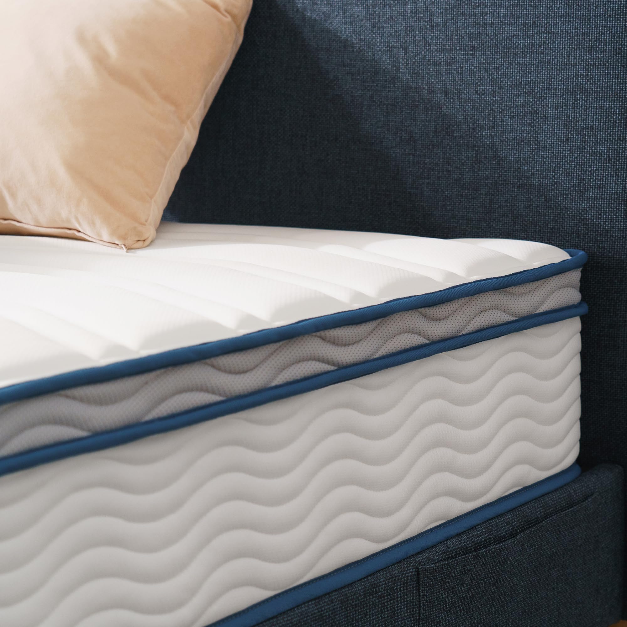 Zinus 8 Inch Spring Sensation Hybrid Mattress [New Version], Full, Fiberglass Free, Medium Firmness, Durable Support, Certified