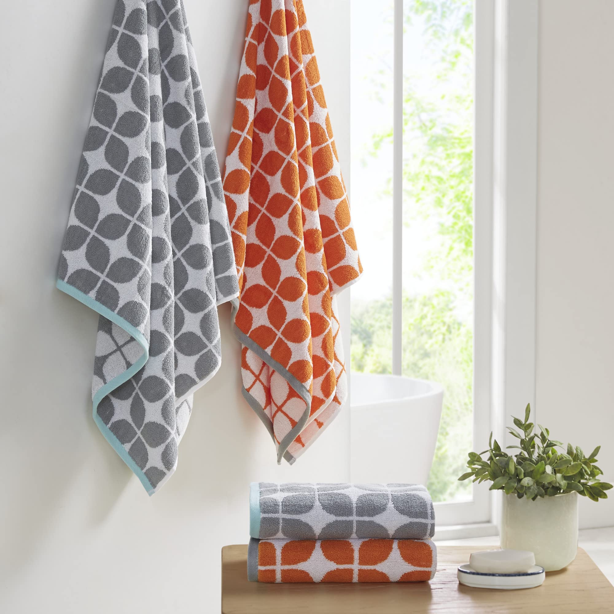 Intelligent Design Lita Cotton Bathroom Towels , Jacquard Highly Absorbent Bath Towel Set , 6-Piece Include 2 Bath Towels & 4 Ha