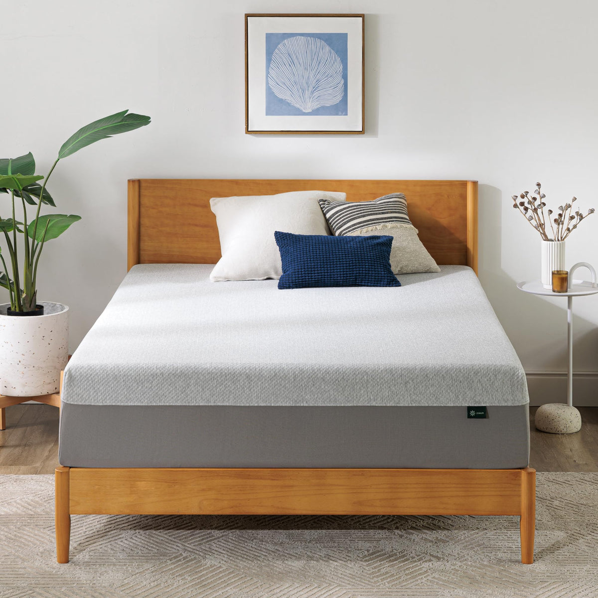 Zinus 12 Inch Ultima Memory Foam Mattress [New Version], Queen, Fiberglass Free, Medium Firm Feel, Breathable Airflow Memory Foa