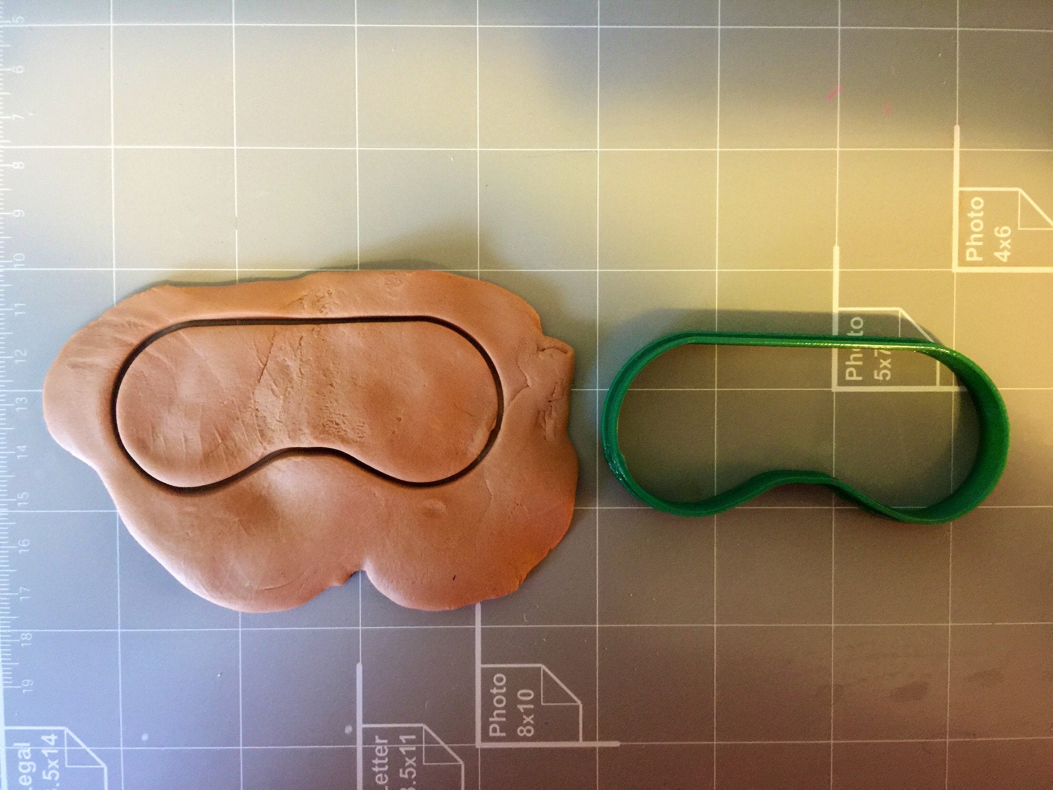 Spa Mask Cookie Cutter (4 Inches)