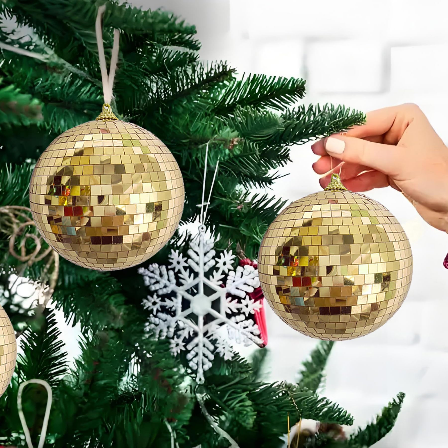 ZHANYIGY 4Pcs Christmas Balls Ornaments for Xmas Tree - Shatterproof Christmas Ball Xmas Tree Decorations Hanging Ball Gold PET
