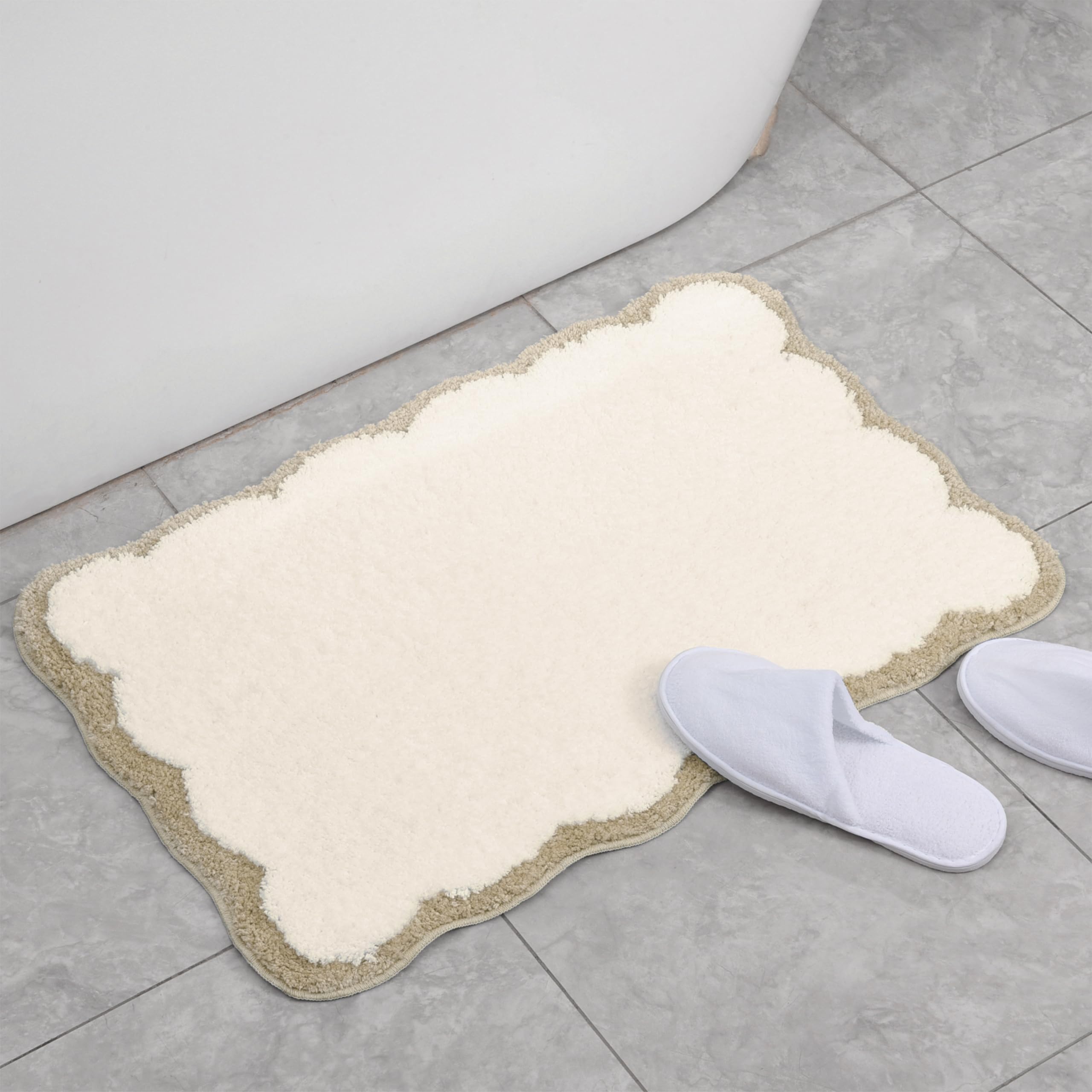 Ohocut Luxury Microfiber Bathroom Rugs, Beige Sand Scalloped Bath Rug Boho Farmhouse Cute Aesthetic Preppy Bath Mat For Bathroom