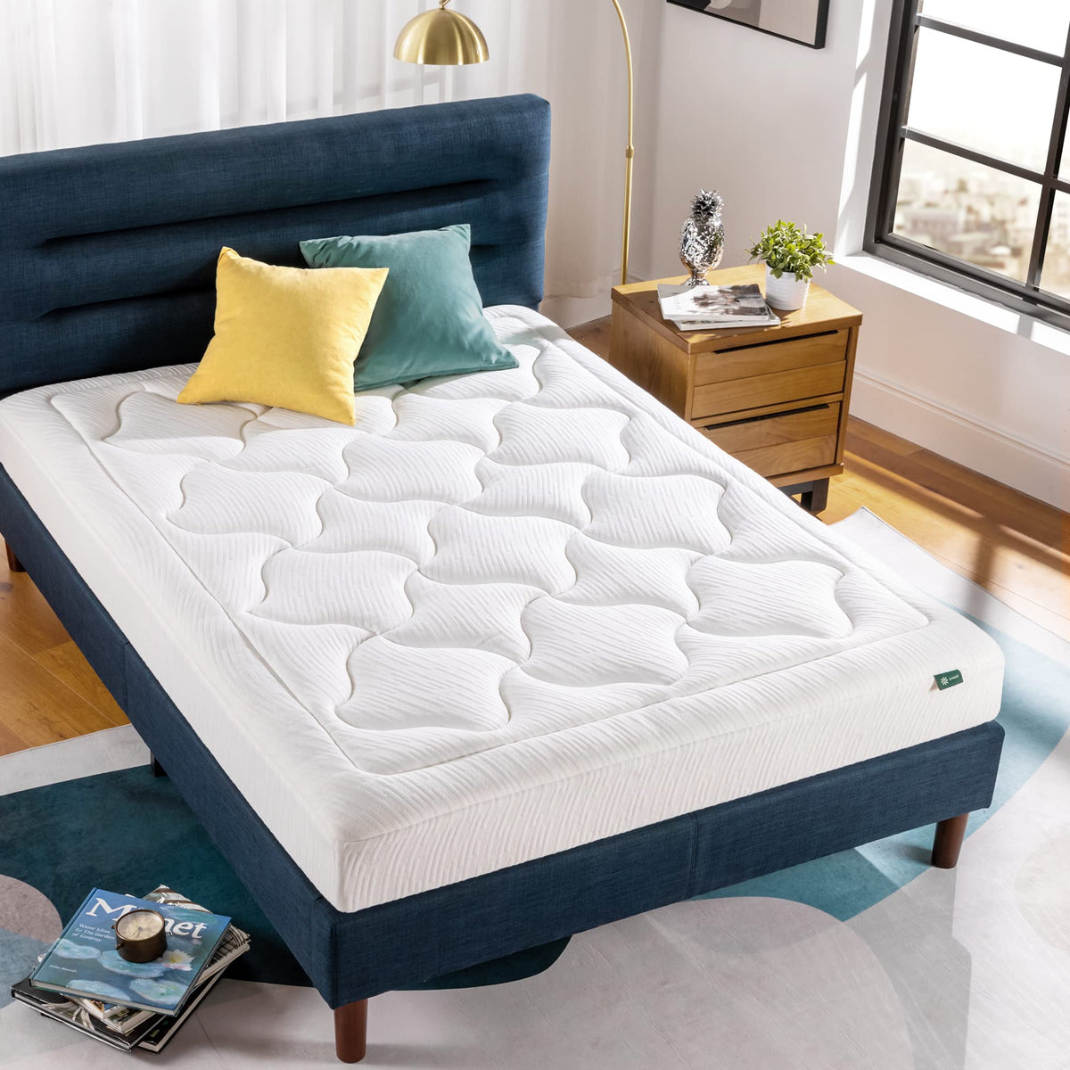 Zinus 8 Inch Cloud Memory Foam Mattress, King, Fiberglass Free, Pressure Relieving, Mattress In A Box, Certipur-Us Certified, Wh
