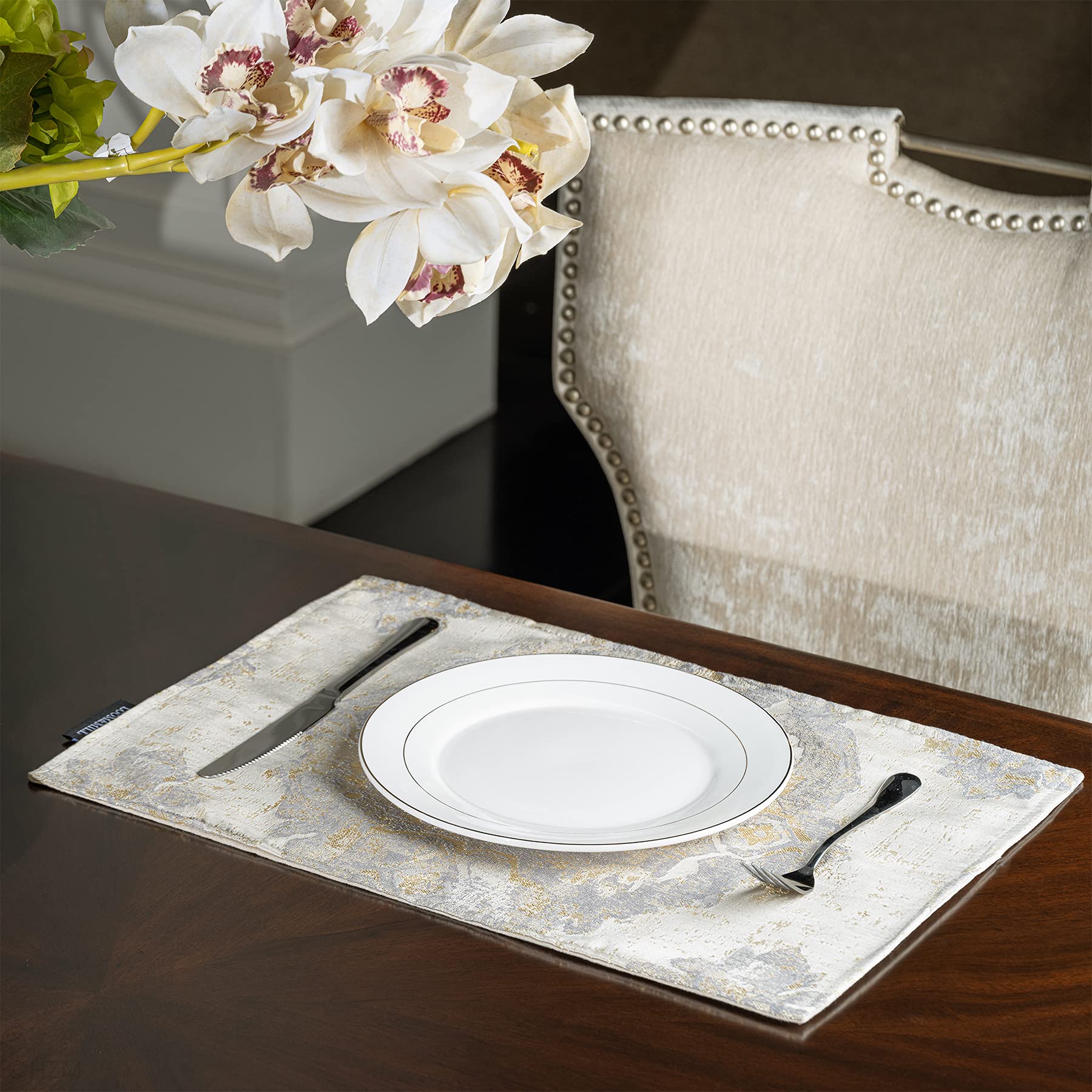 Loom And Mill Luxury Placemats, Set Of 4 Classic Damask Jacquard Table Place Mats For Dining Table Kitchen Room Holiday Banquet