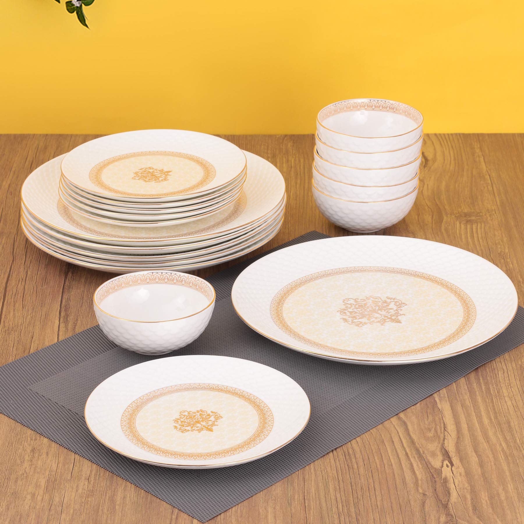 Clay Craft Ceramic Ripple Solid Dinner Set Of 18 Pieces, Jaisalmer Real 22K Gold, For Family Of 6, Dinner Set Ceramic, Crockery 