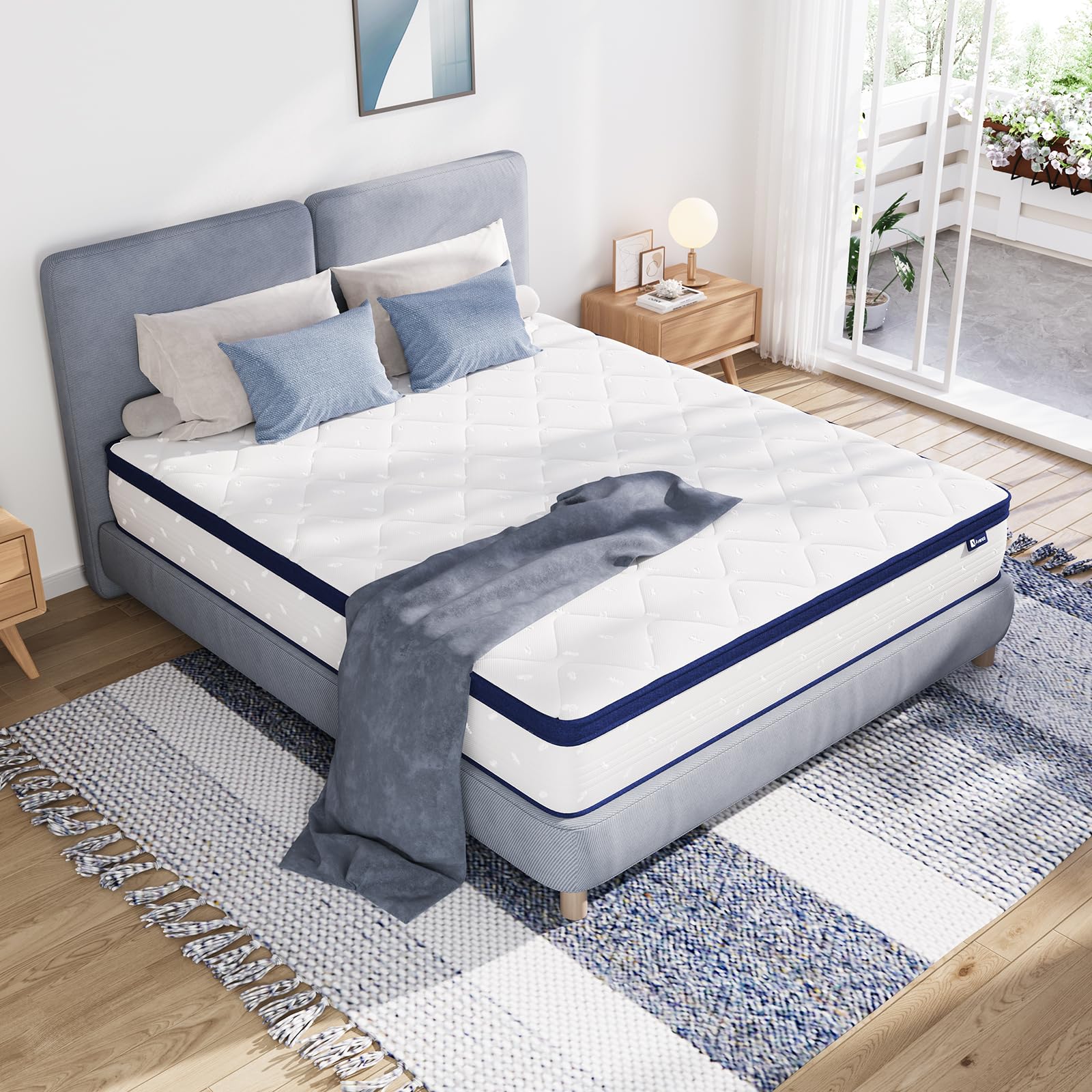 Avenco Queen Mattress, 12 Inch Queen Mattresses In A Box, Hybrid Queen Size Mattresses With Comfort Foam And Pocket Coils For Pr