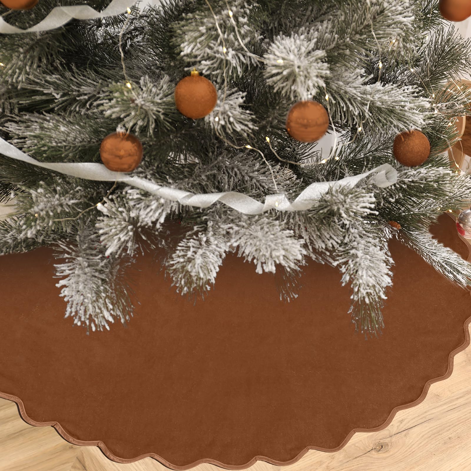 RoundFunny Brown Christmas Tree Skirt 48 Inches Neutral Velvet Christmas Tree Skirts Modern Scalloped Edge Xmas Decorations Mini