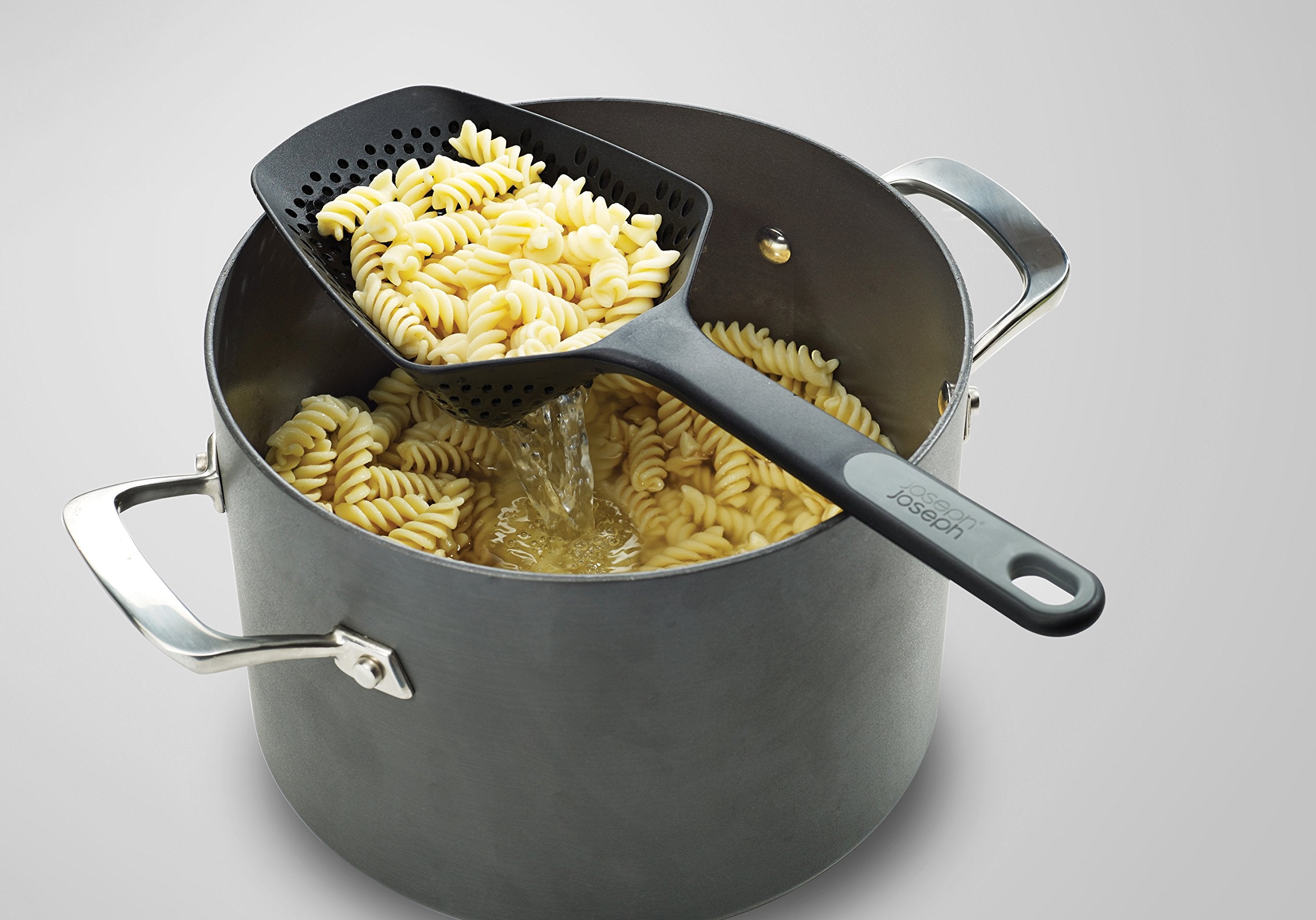 Joseph Joseph Scoop Plus Colander, Spoon Drainer/Strainer, Scoop, Drain And Serve, Heat Resistant Up To 200C (392F), Dishwasher