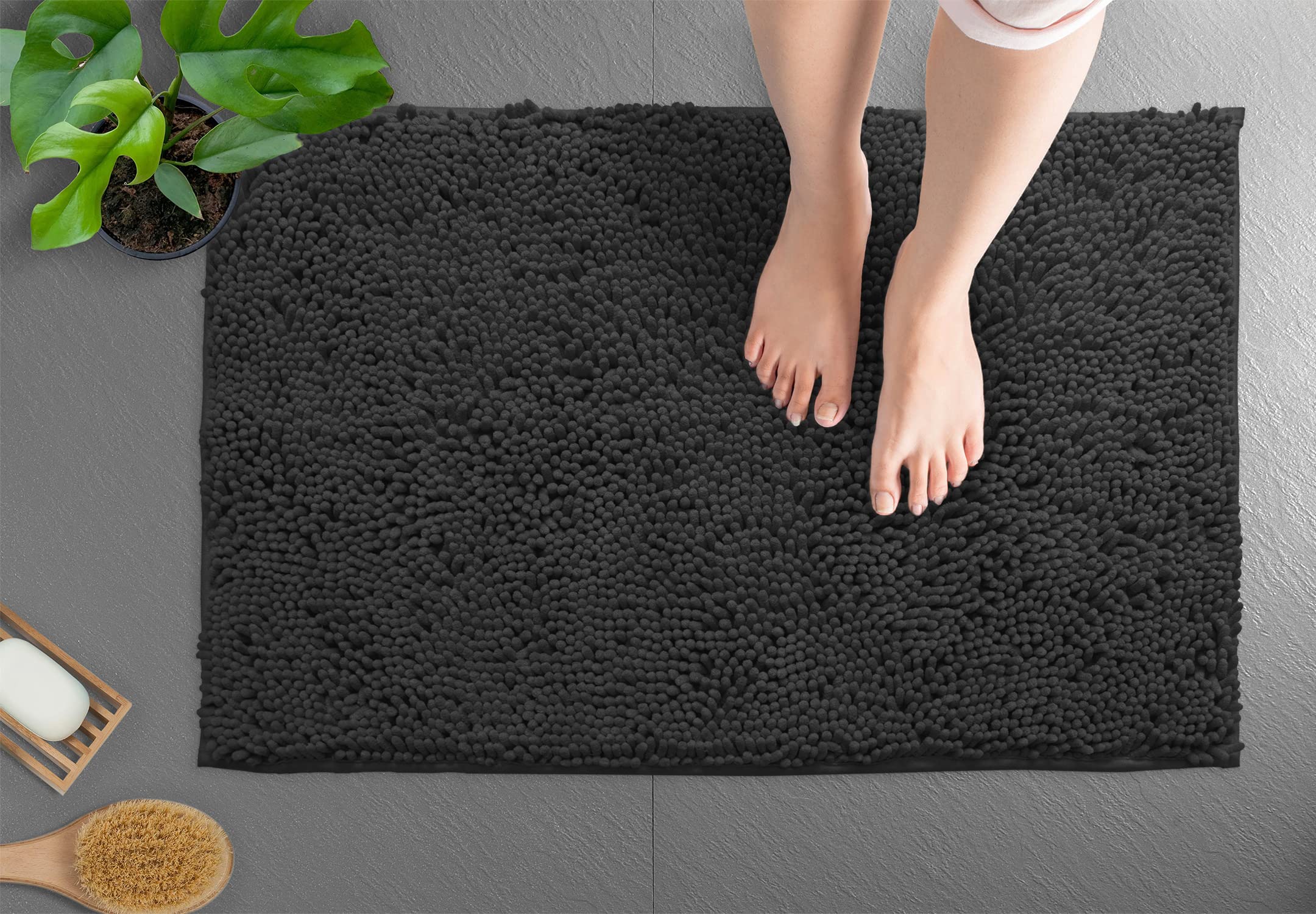LuxUrux Black Bathroom Rug  Non-Slip Bath Mat 24 ' ' x 17 ' ' Machine-Washable Bath Mats with Water Absorbent Soft Microfibers Chenille Plush Bath Rugs-Black