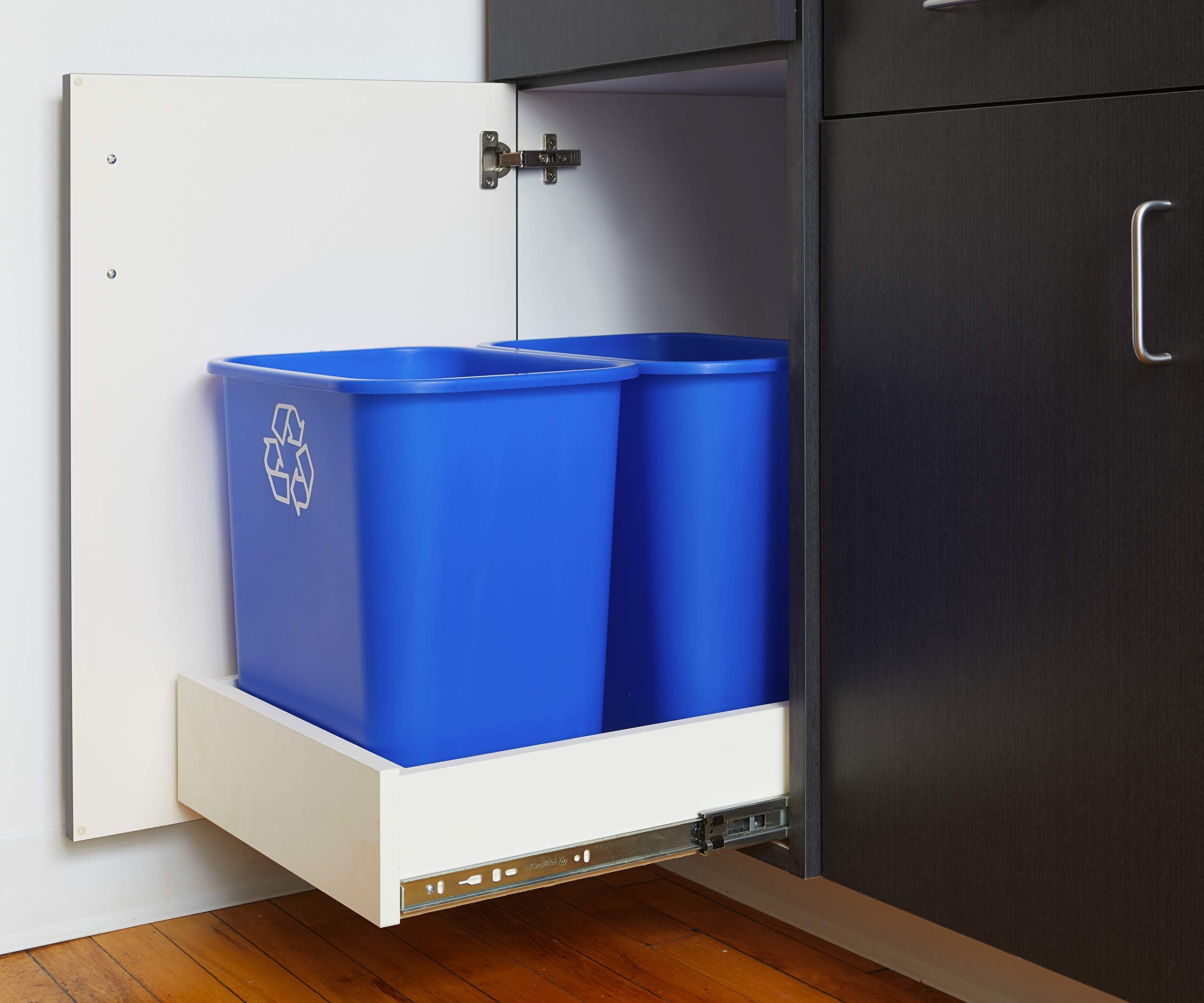 United Solutions Wb0084 Trash Can, 28 Qt - 1 Pack
