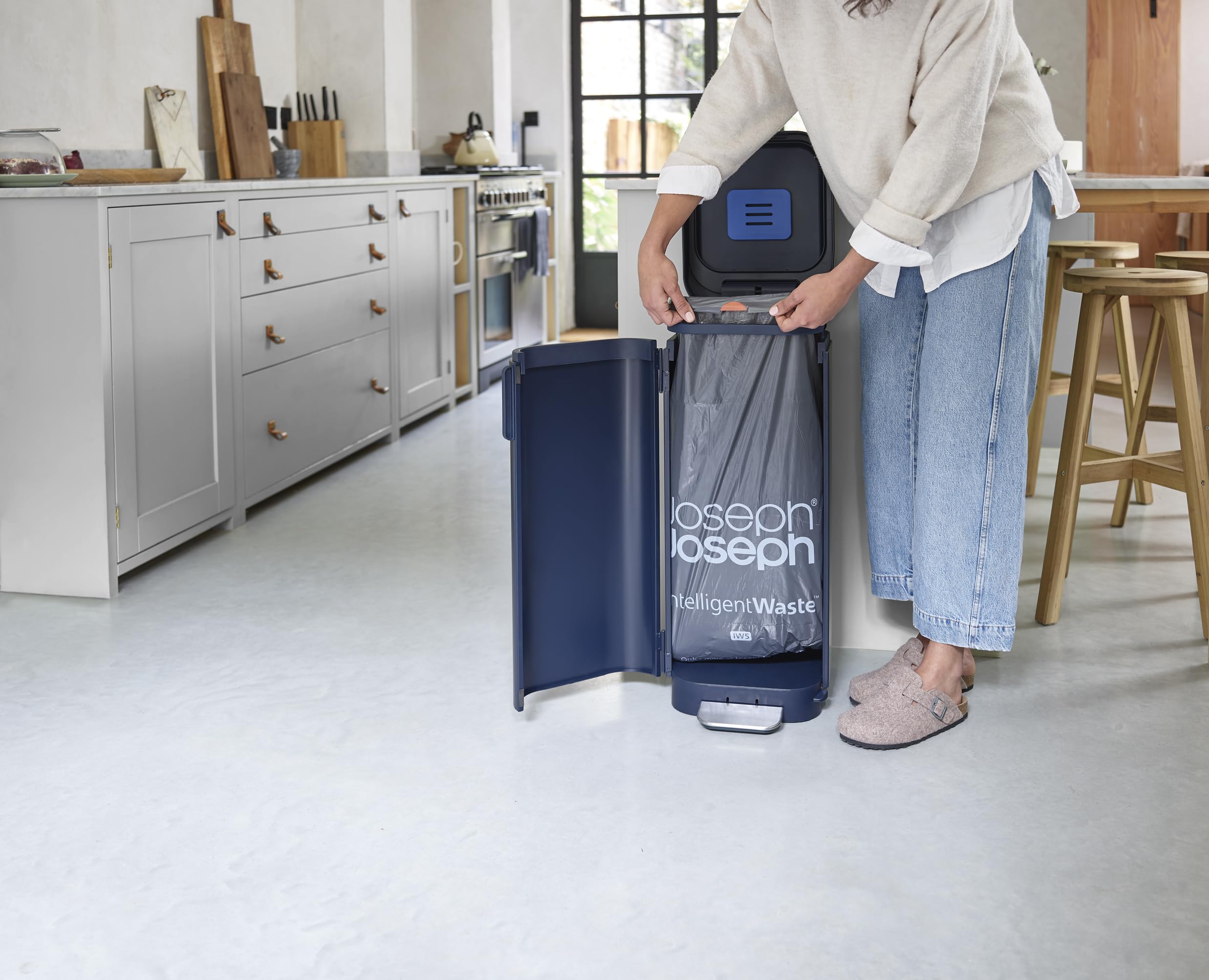 Joseph Joseph Porta 40L/10.5 Gallon Convenient Pedal Bin Trash Can - Midnight Blue