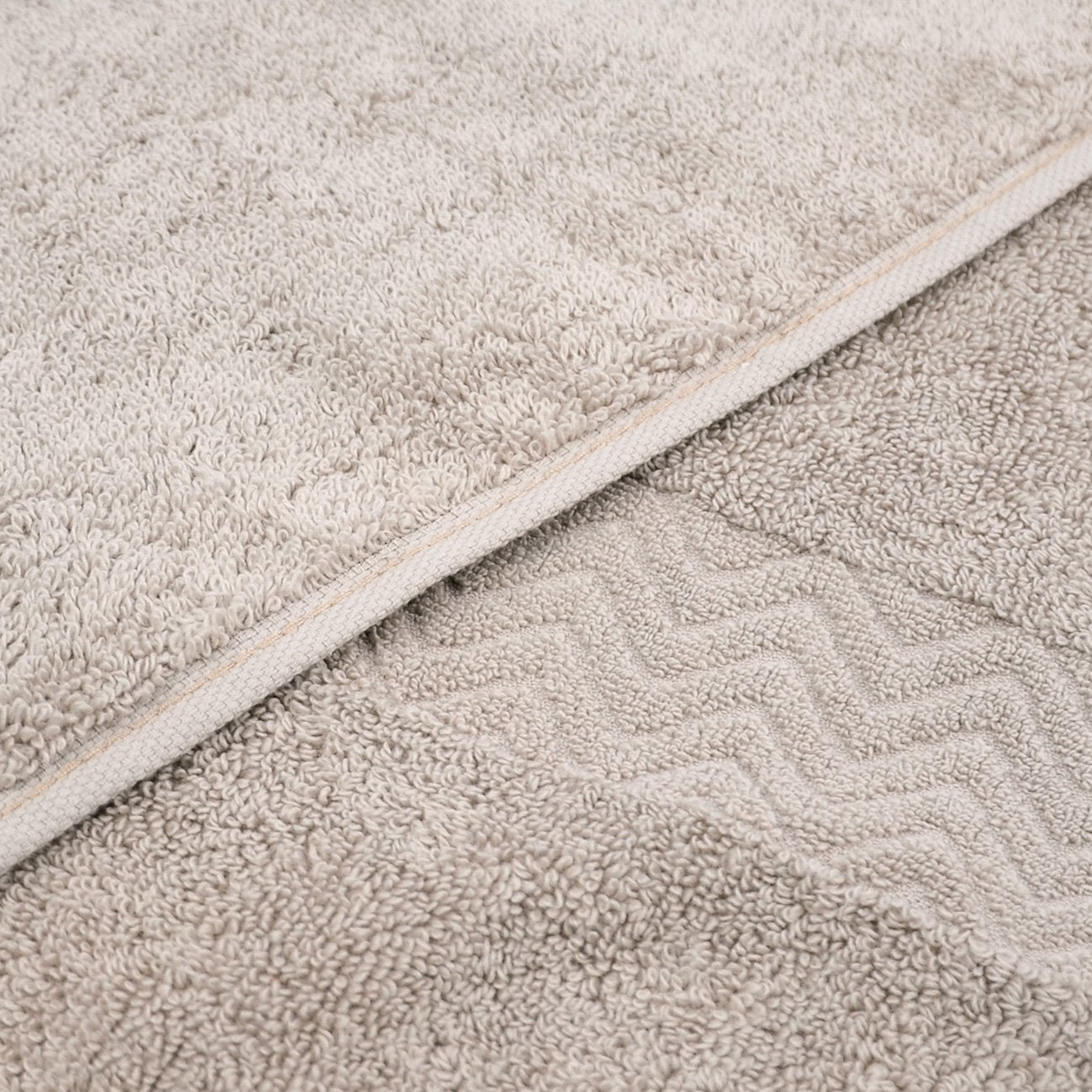 Cleanbear 100% Cotton Hand Towels, Highly Absorbent, 2-Pack, 13 X 28 Inch (Khaki)