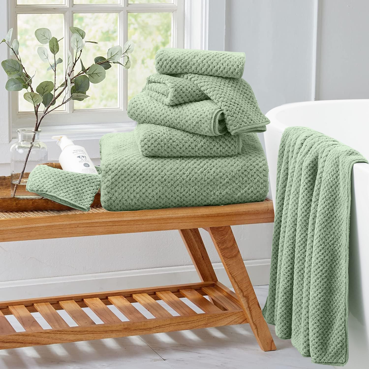Bathroom Towel Set Green 4 Pack-35x70 Towel 600GSM Ultra Soft Microfibers Bath Towel Set Extra Large Plush Bath Sheet Towel Highly Absorbent Quick Dry Oversized Towels Spa Hotel Luxury Shower Towels